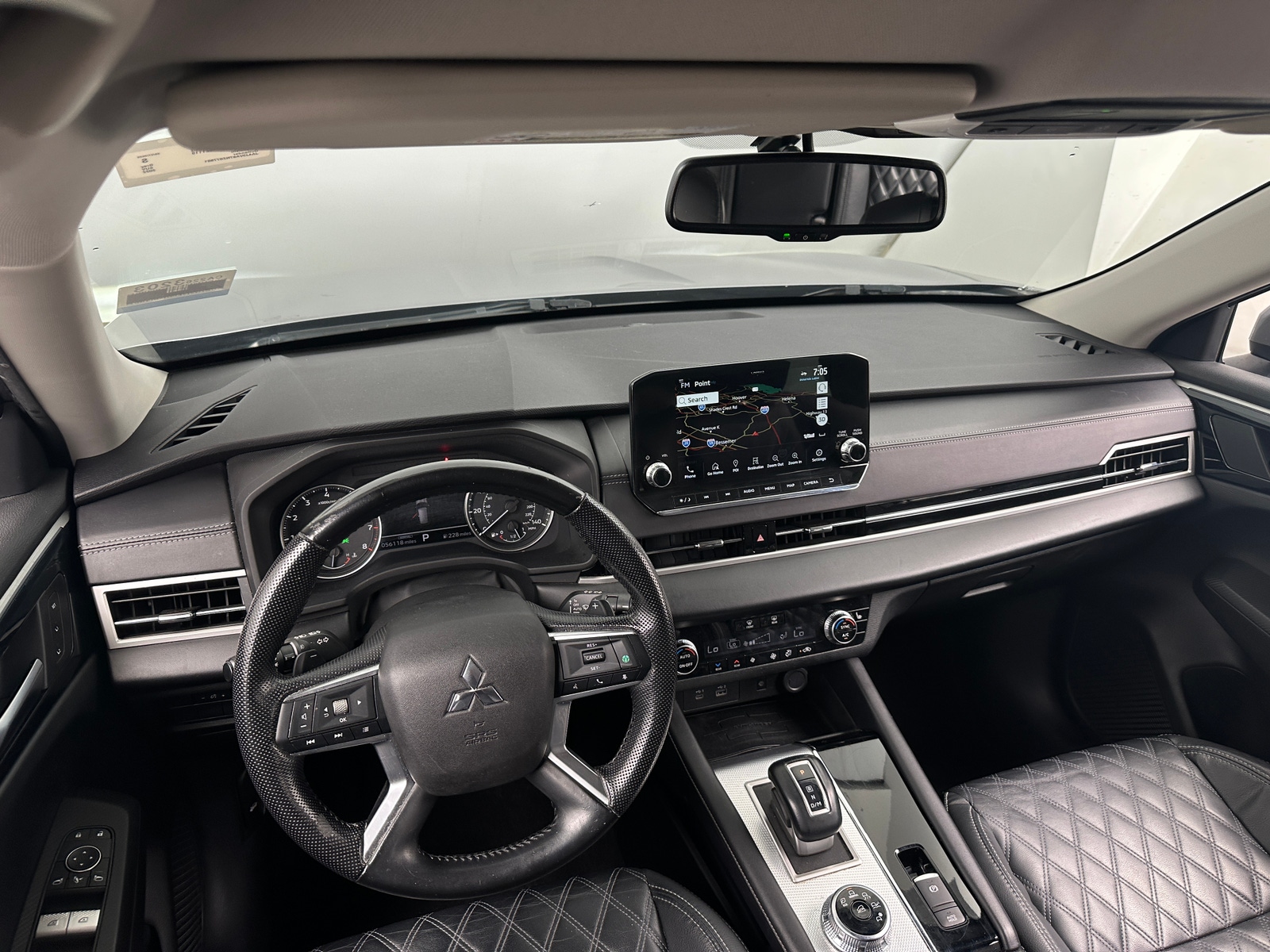 Thumbnail: 2022 Mitsubishi Outlander - 2