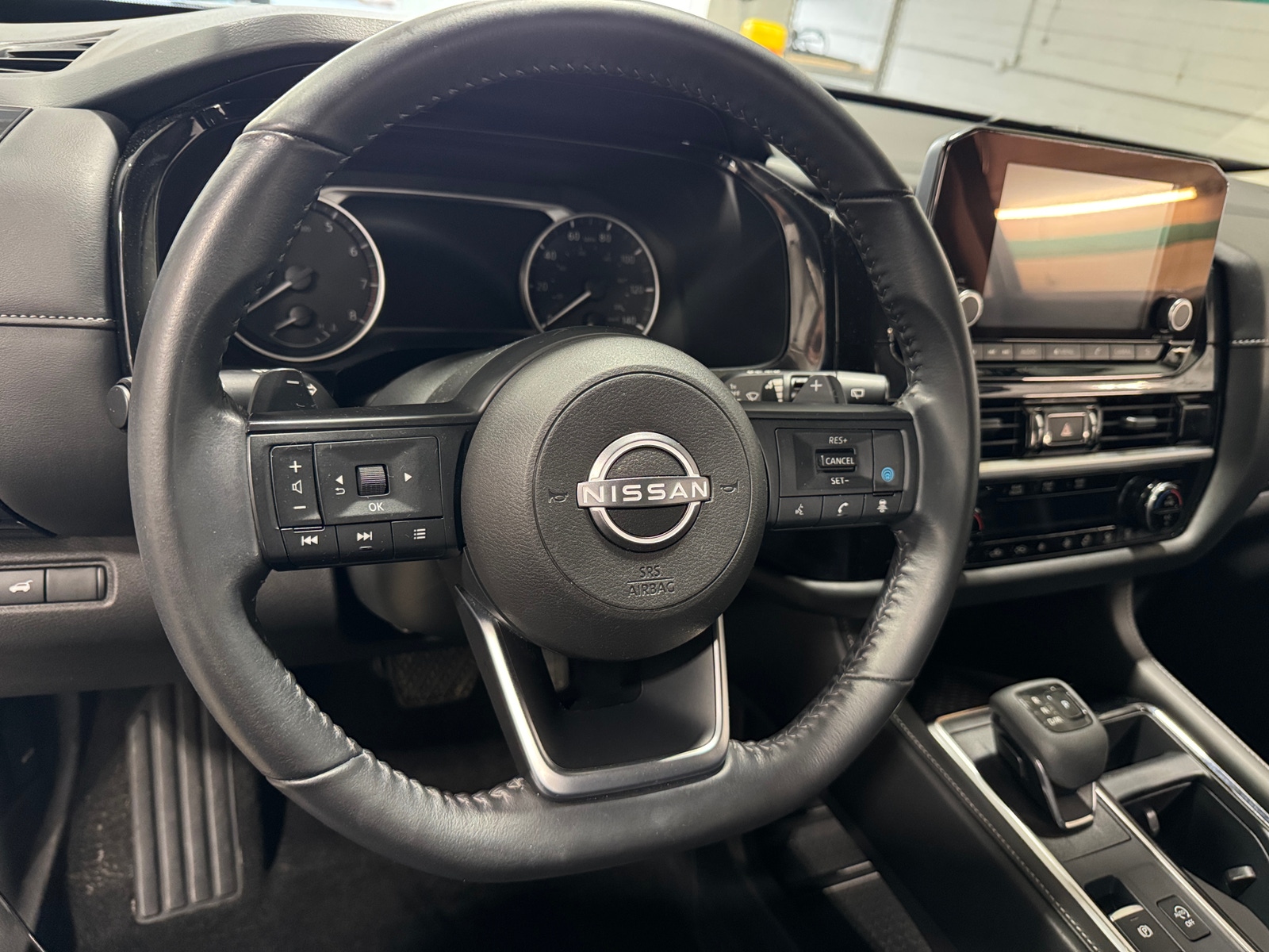 Thumbnail: 2024 Nissan Pathfinder - 5