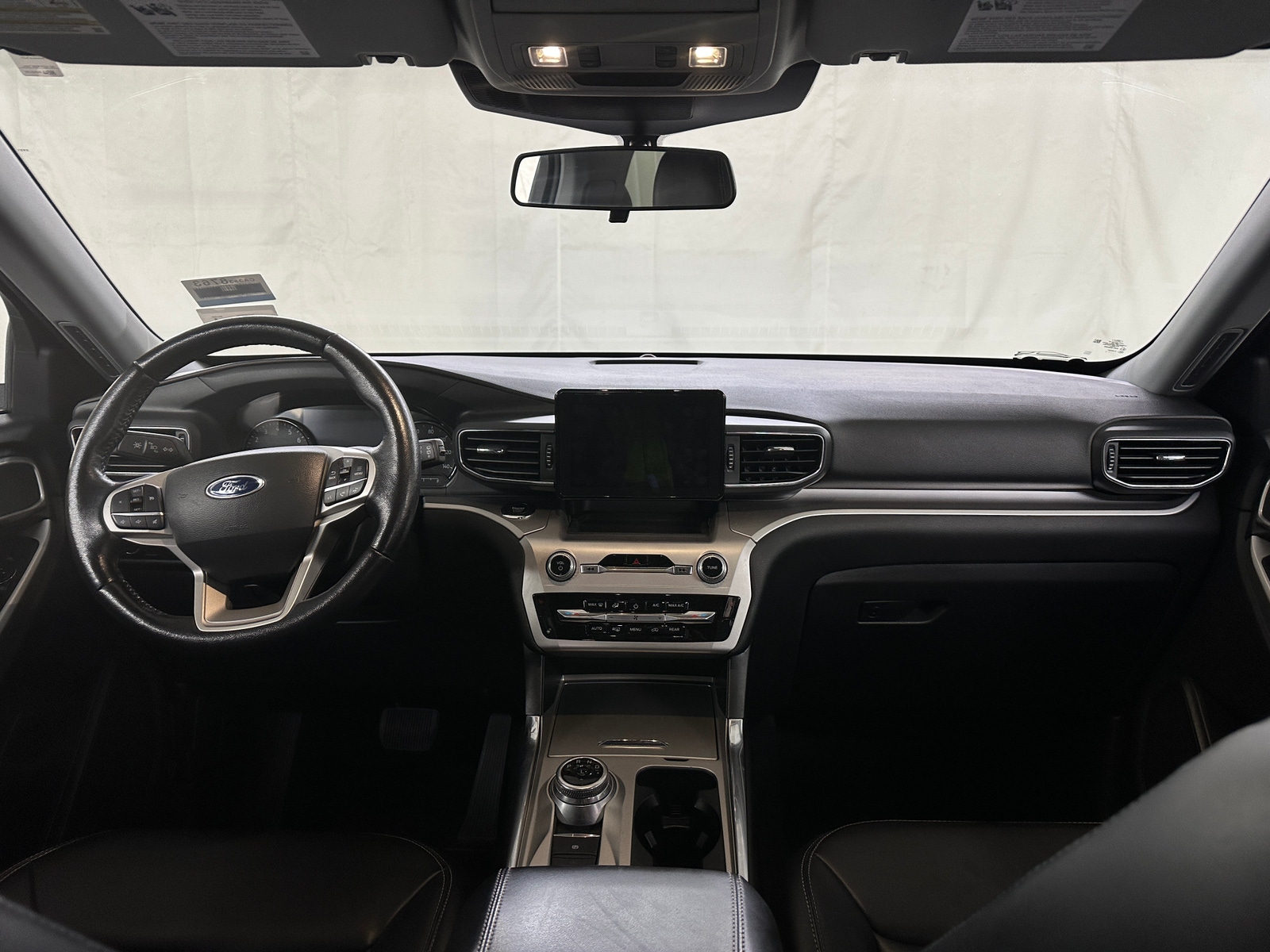 Thumbnail: 2022 Ford Explorer - 3