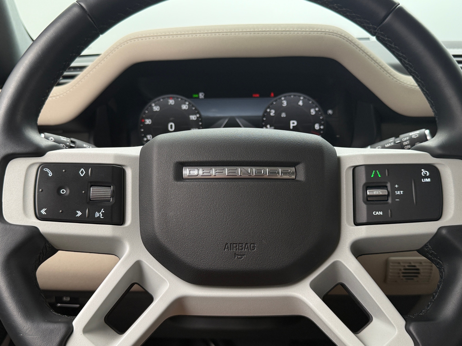 Thumbnail: 2023 Land Rover Defender - 4