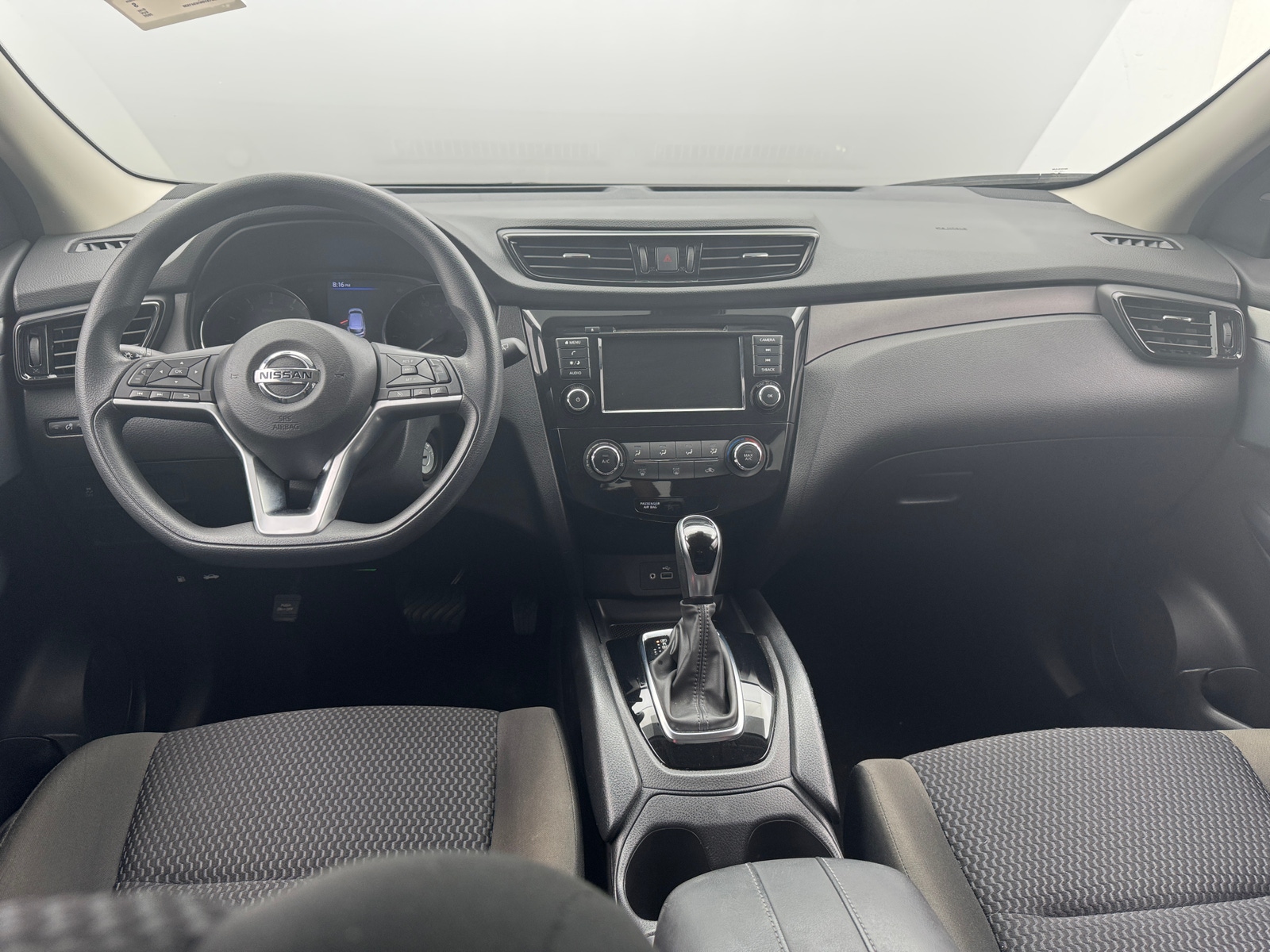 Thumbnail: 2022 Nissan Rogue Sport - 3