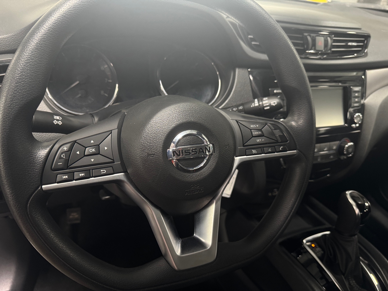 Thumbnail: 2022 Nissan Rogue Sport - 5