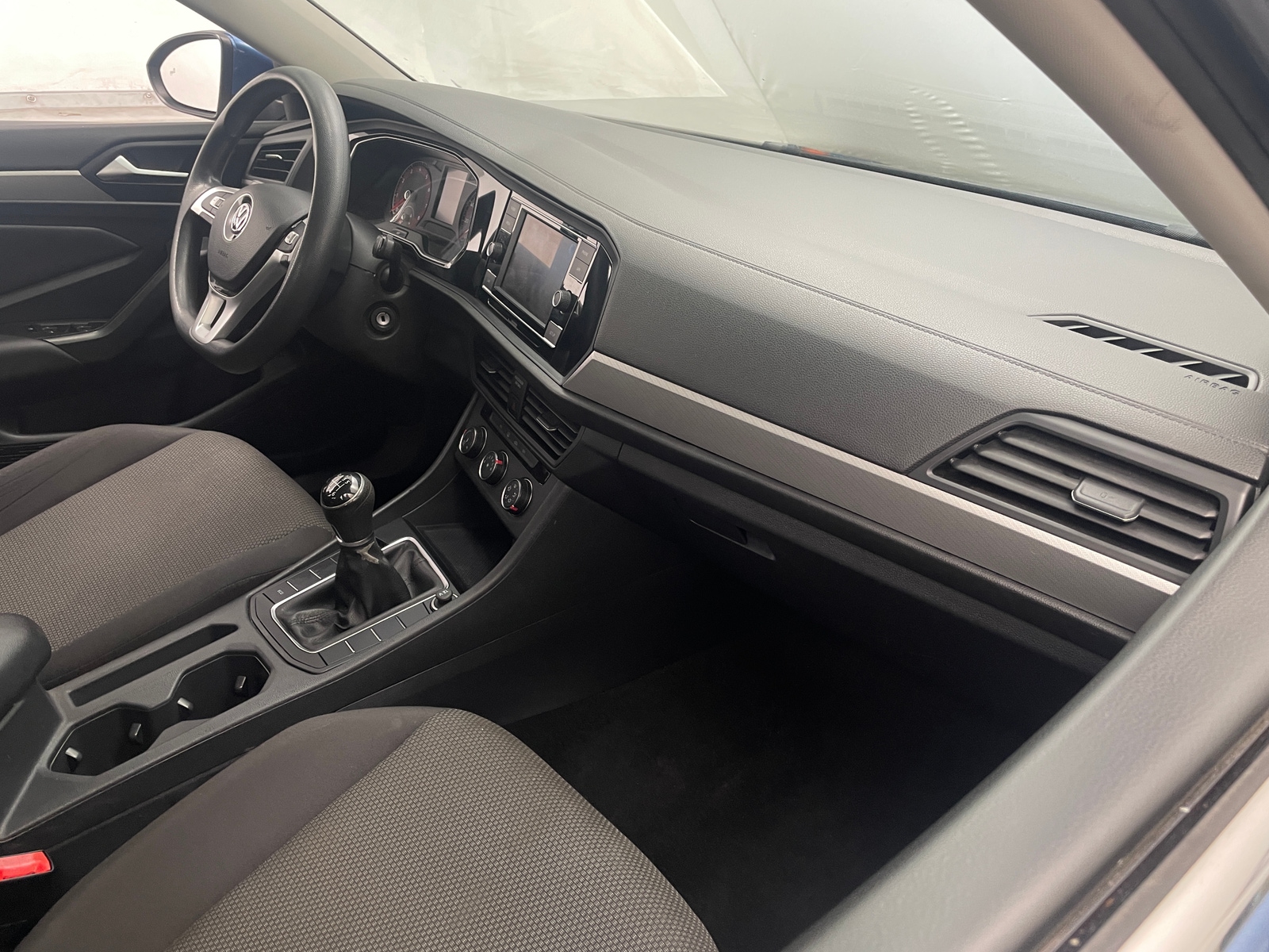 Thumbnail: 2019 Volkswagen Jetta - 3