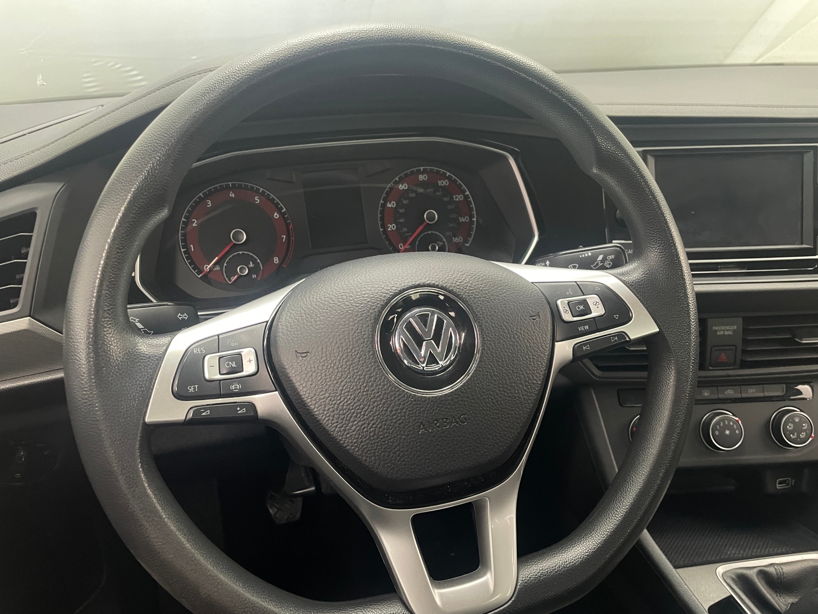 Thumbnail: 2019 Volkswagen Jetta - 5
