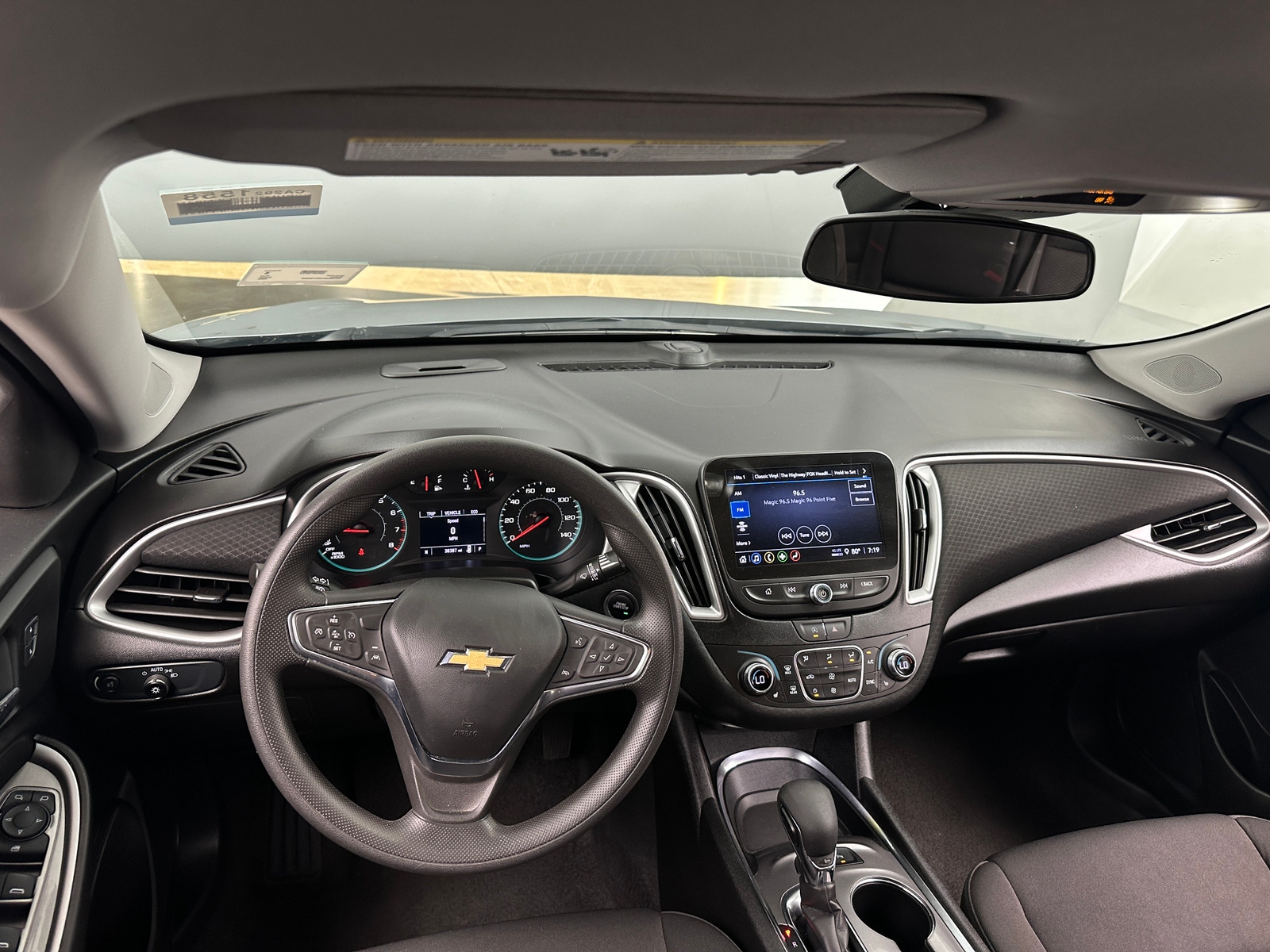 Thumbnail: 2024 Chevrolet Malibu - 3