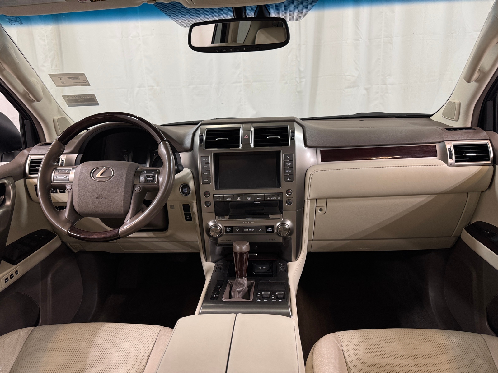 Thumbnail: 2017 Lexus GX - 2