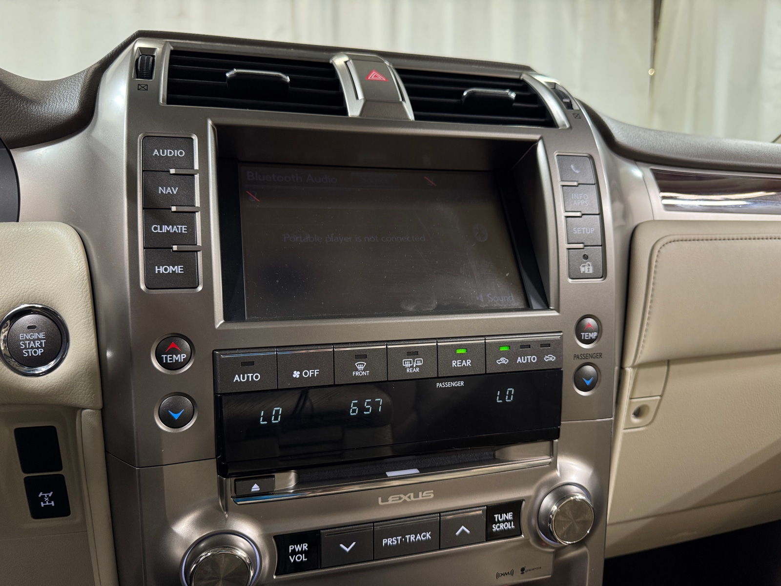 Thumbnail: 2017 Lexus GX - 3