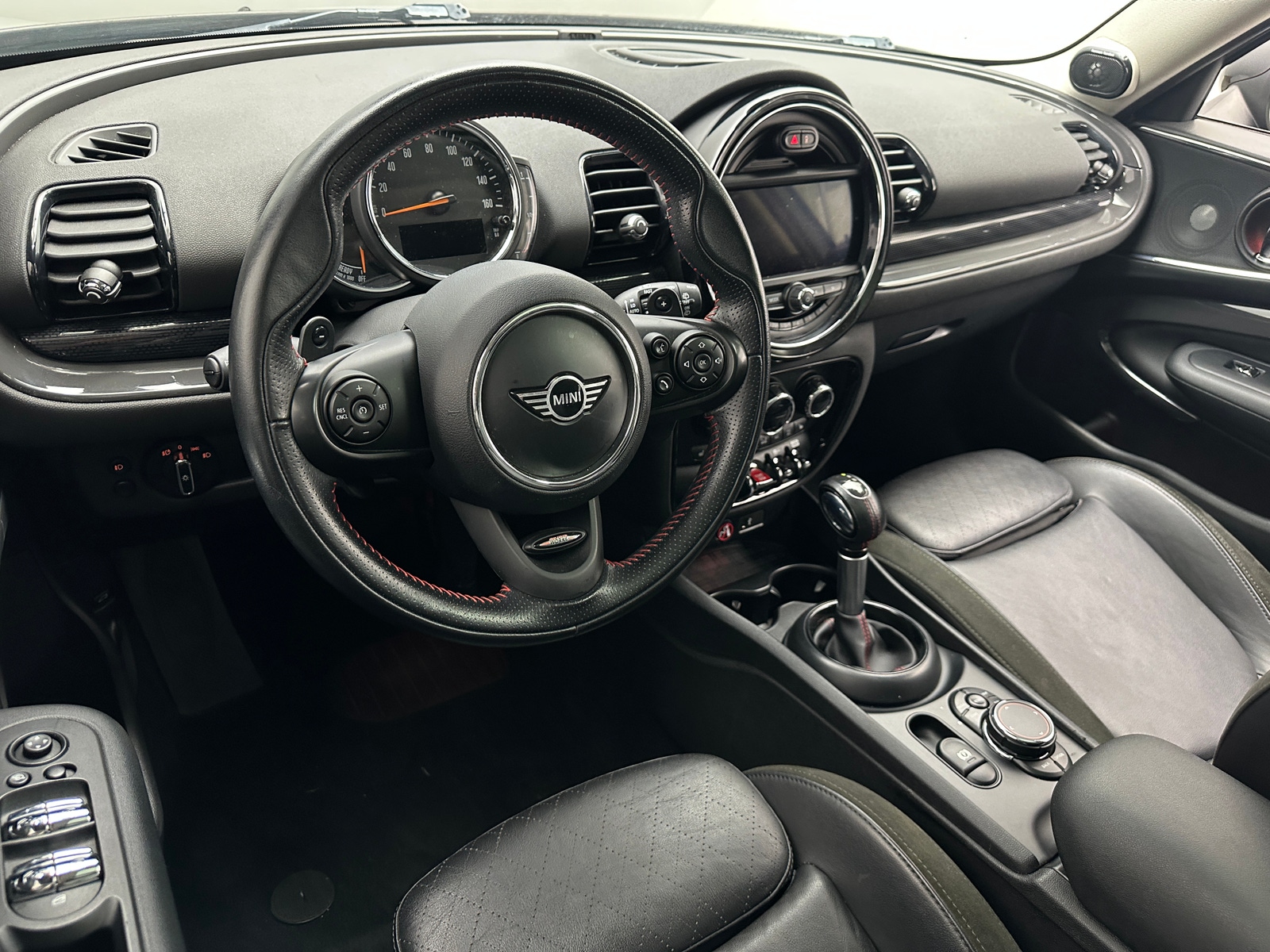 Thumbnail: 2019 MINI Cooper Clubman - 3