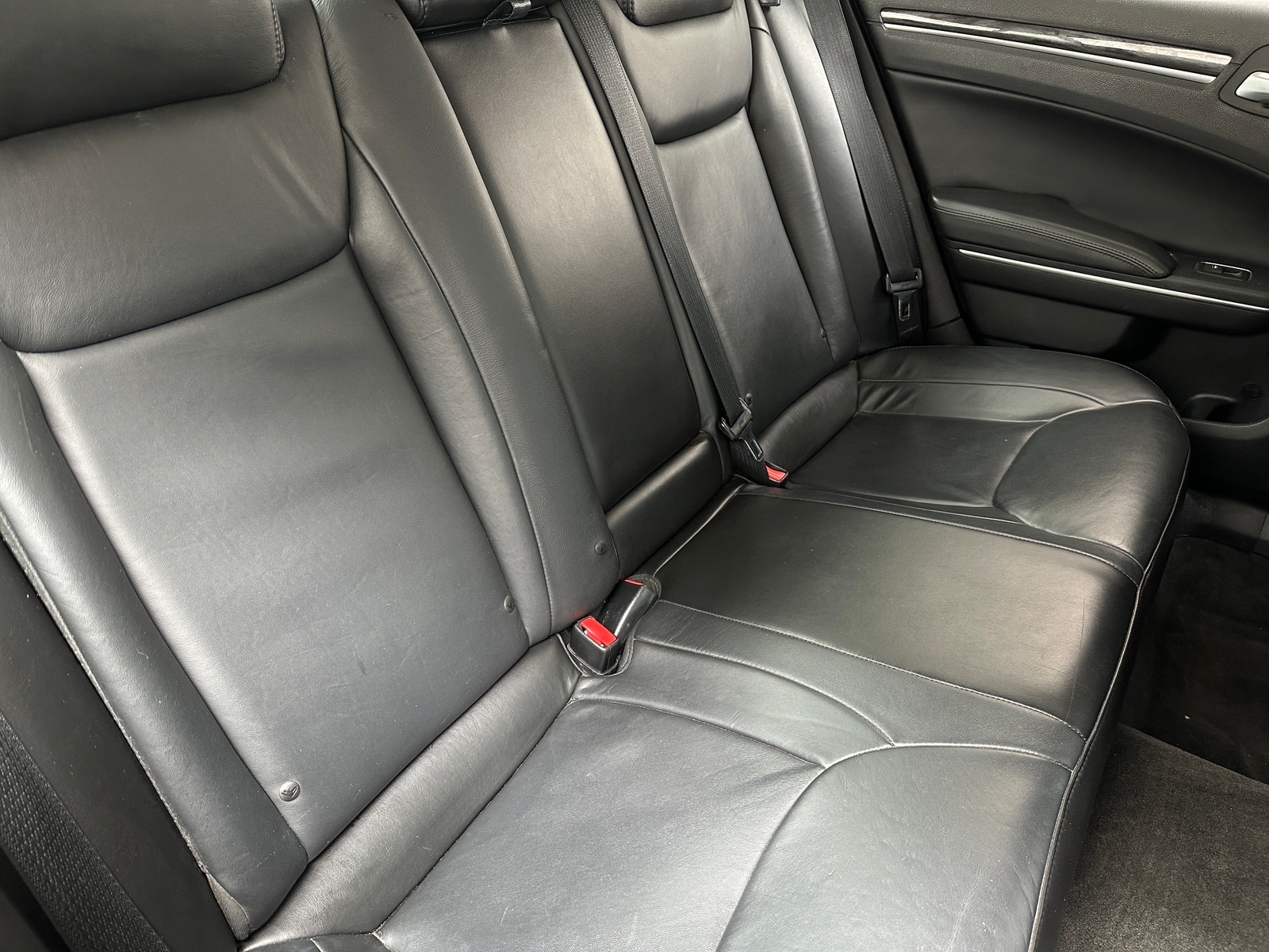 Thumbnail: 2016 Chrysler 300 - 5