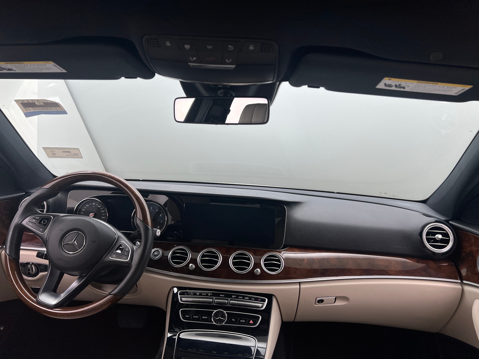 Thumbnail: 2017 Mercedes-Benz E-Class - 2