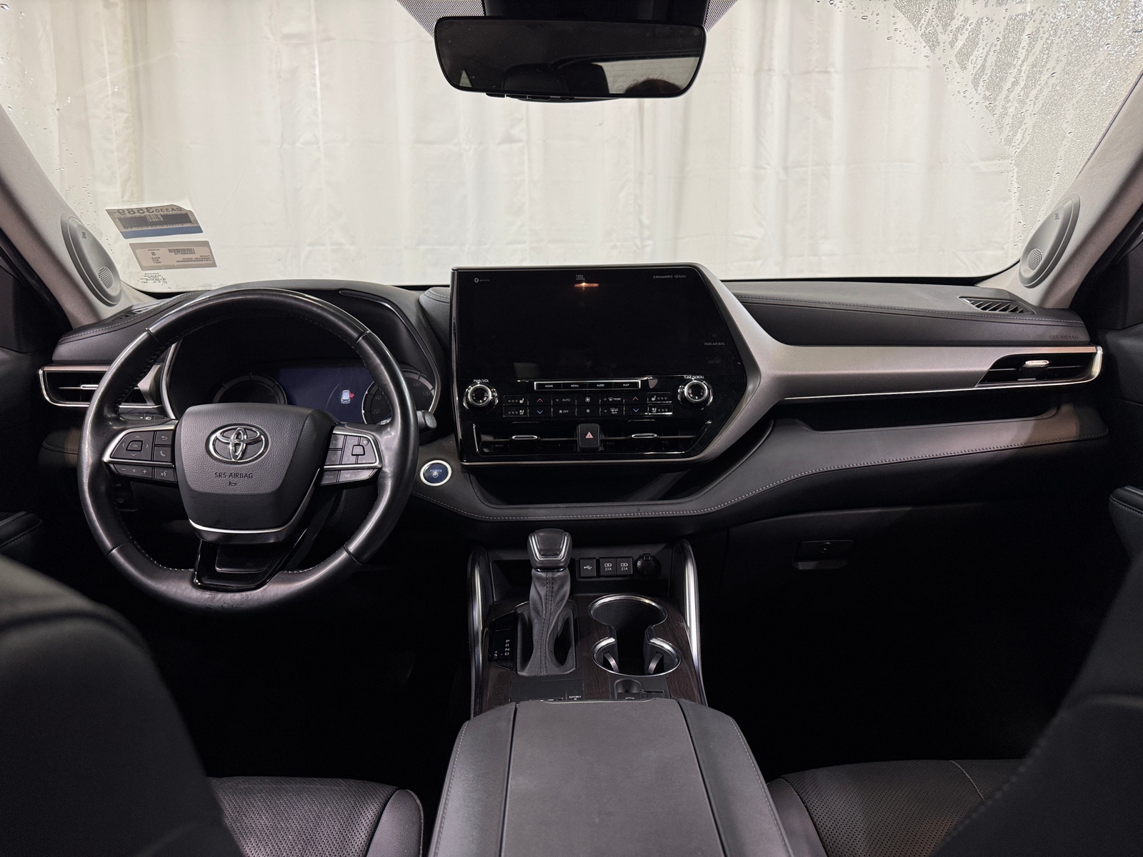 Thumbnail: 2021 Toyota Highlander - 2