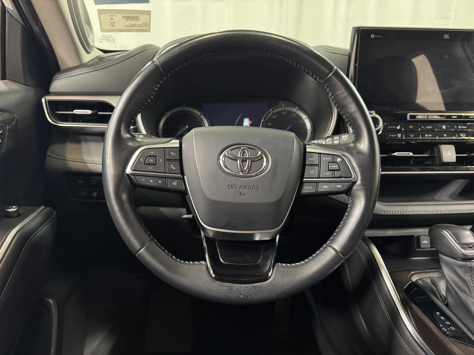 Thumbnail: 2021 Toyota Highlander - 4