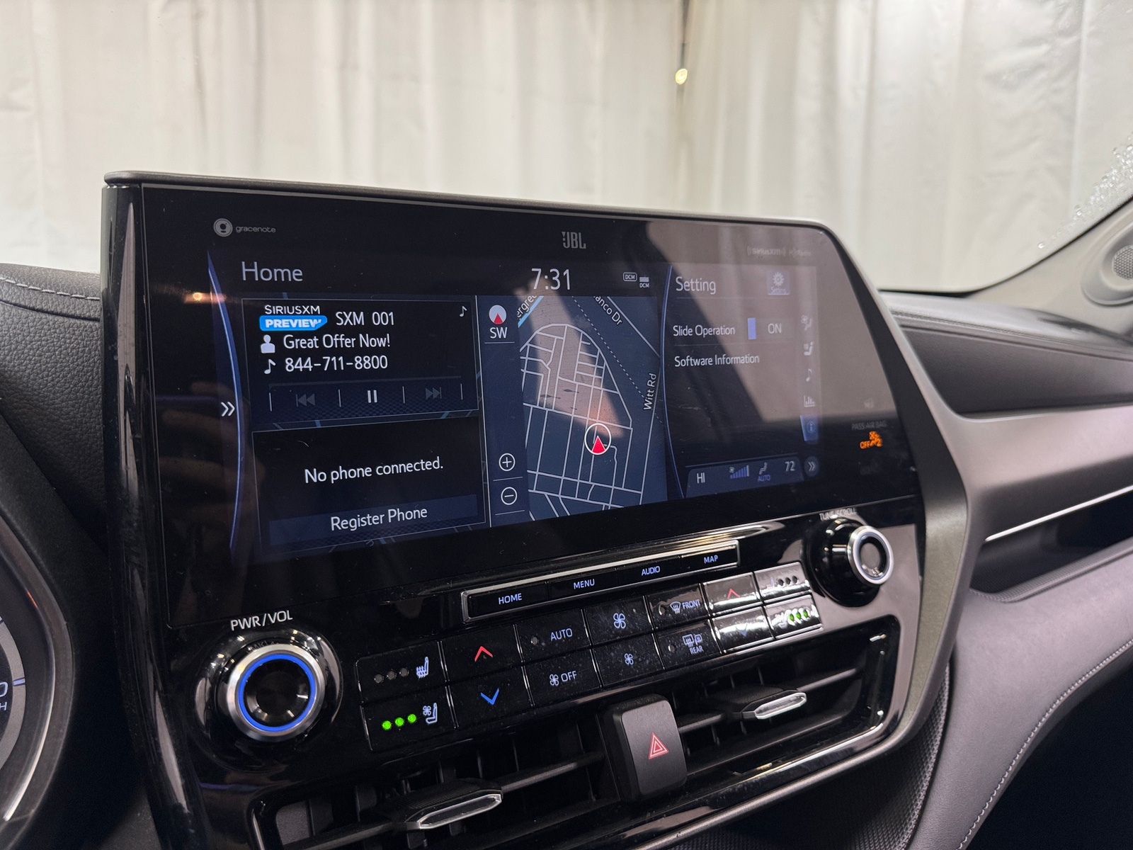 Thumbnail: 2021 Toyota Highlander - 3