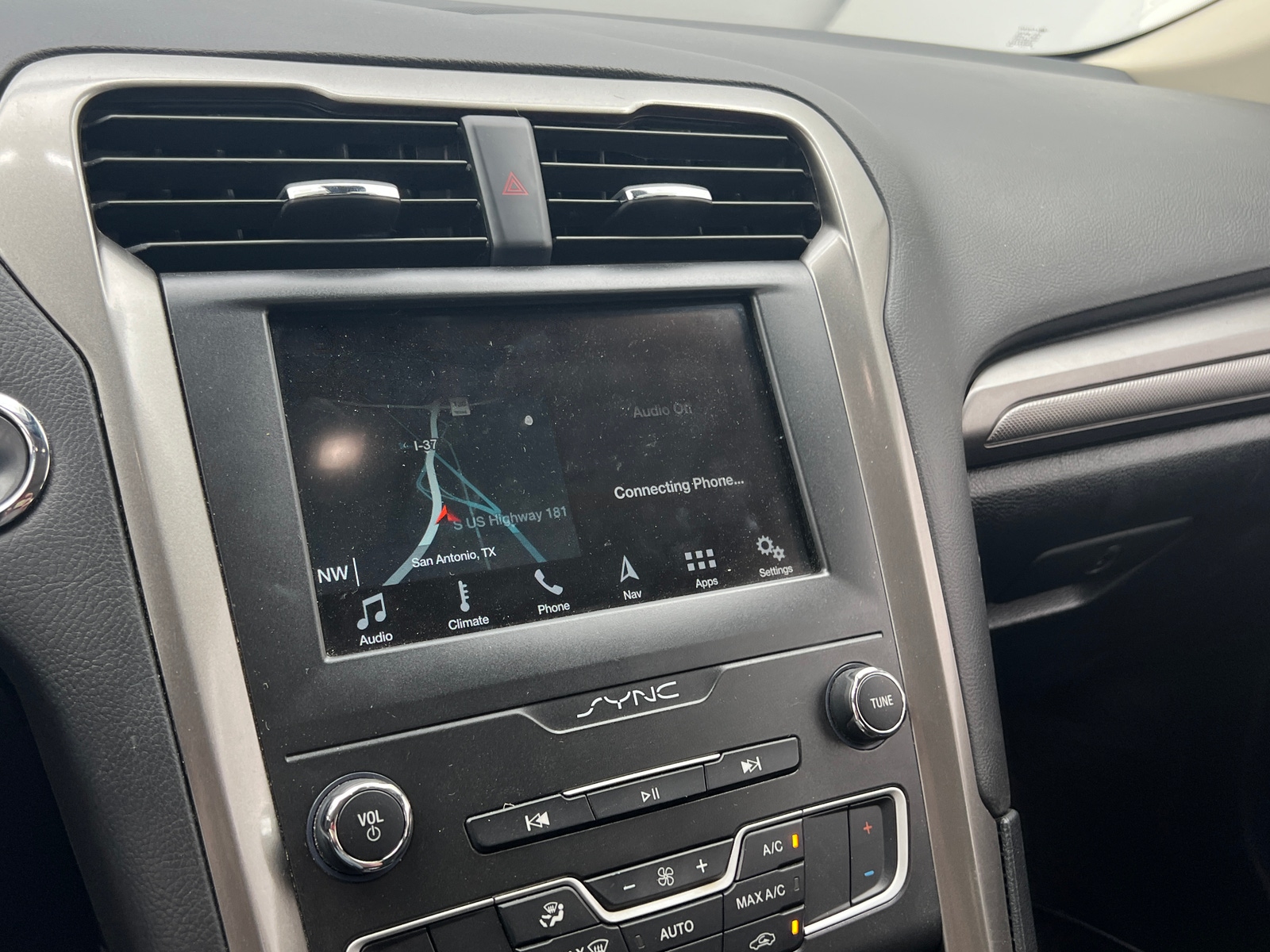 Thumbnail: 2019 Ford Fusion - 4