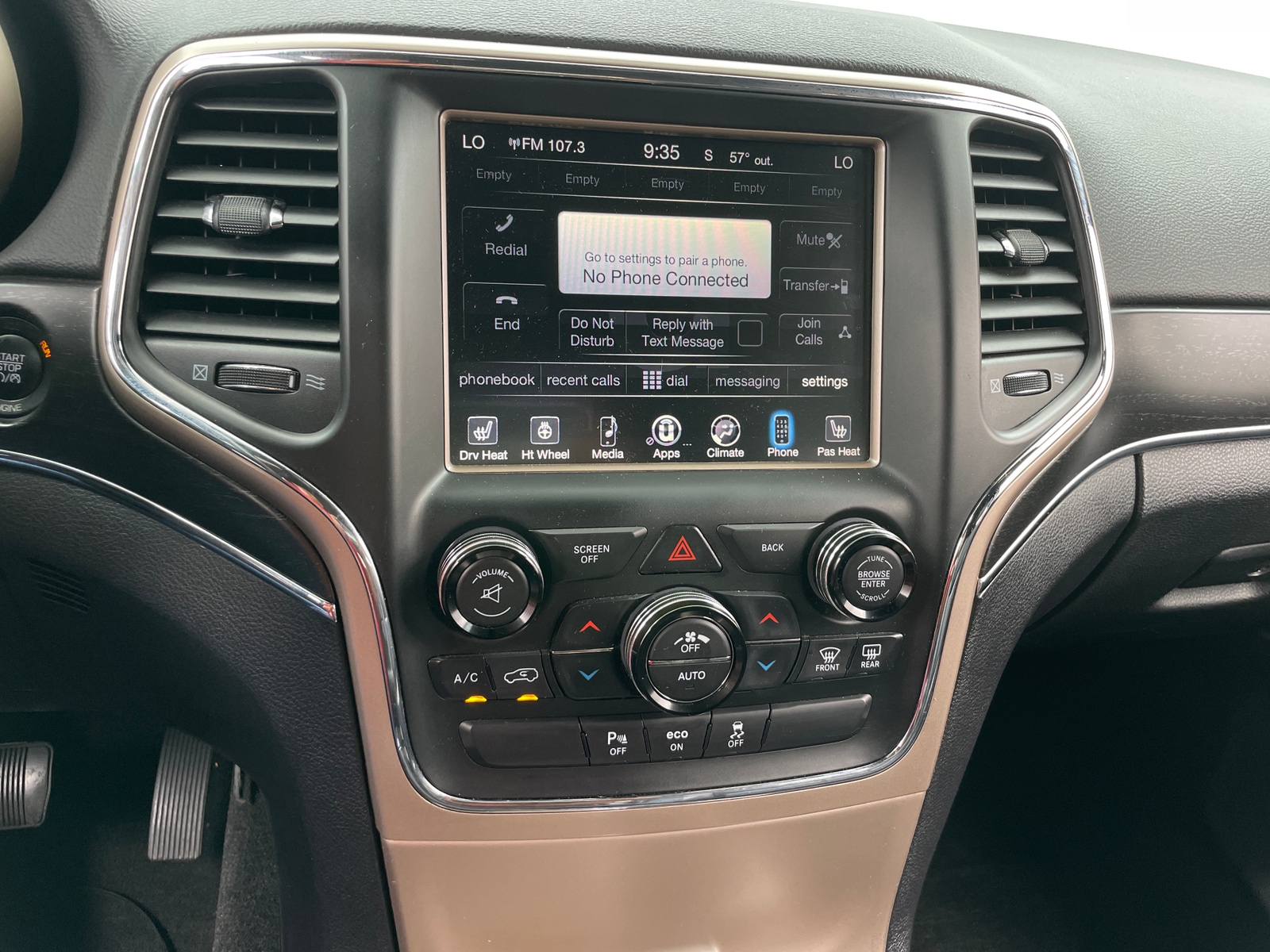 Thumbnail: 2015 Jeep Grand Cherokee - 3