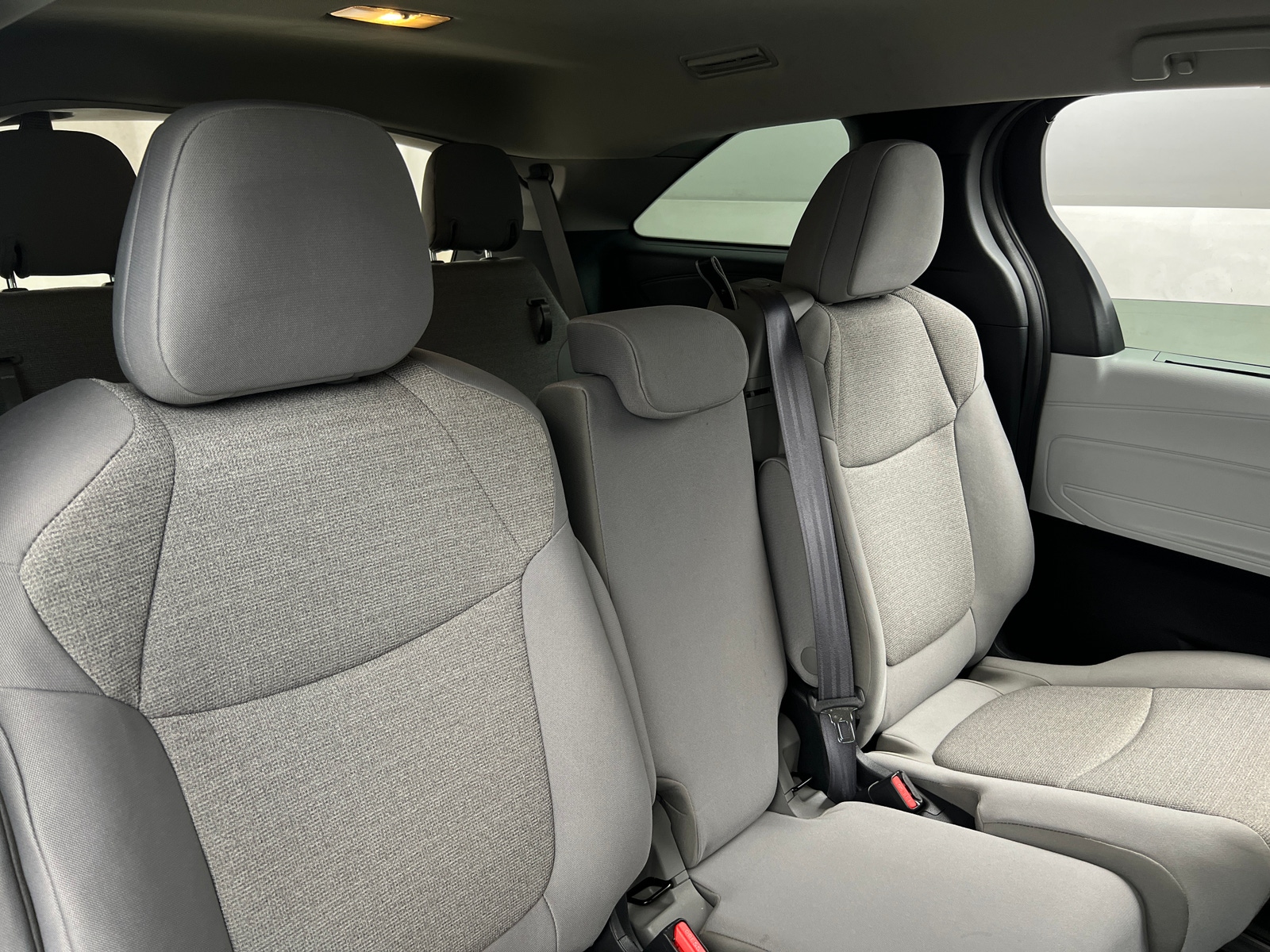 Thumbnail: 2025 Toyota Sienna - 6