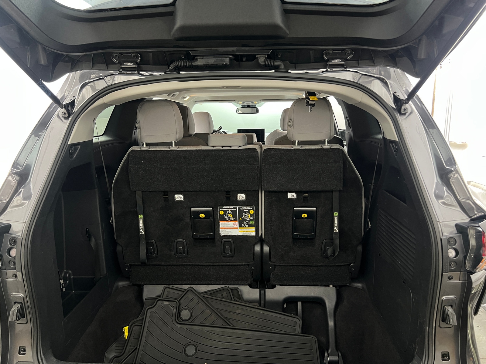 Thumbnail: 2025 Toyota Sienna - 7