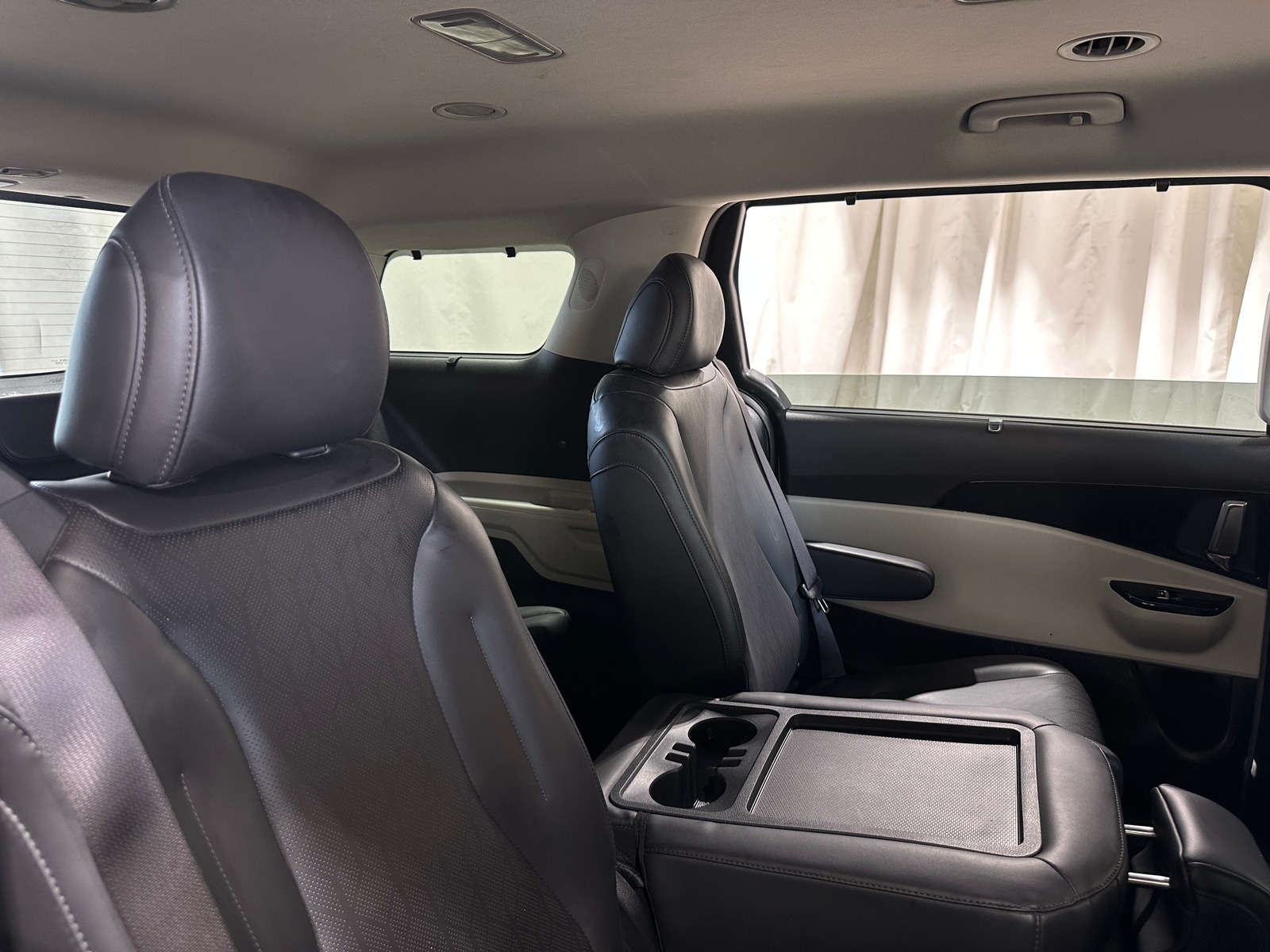 Thumbnail: 2024 Kia Carnival - 5