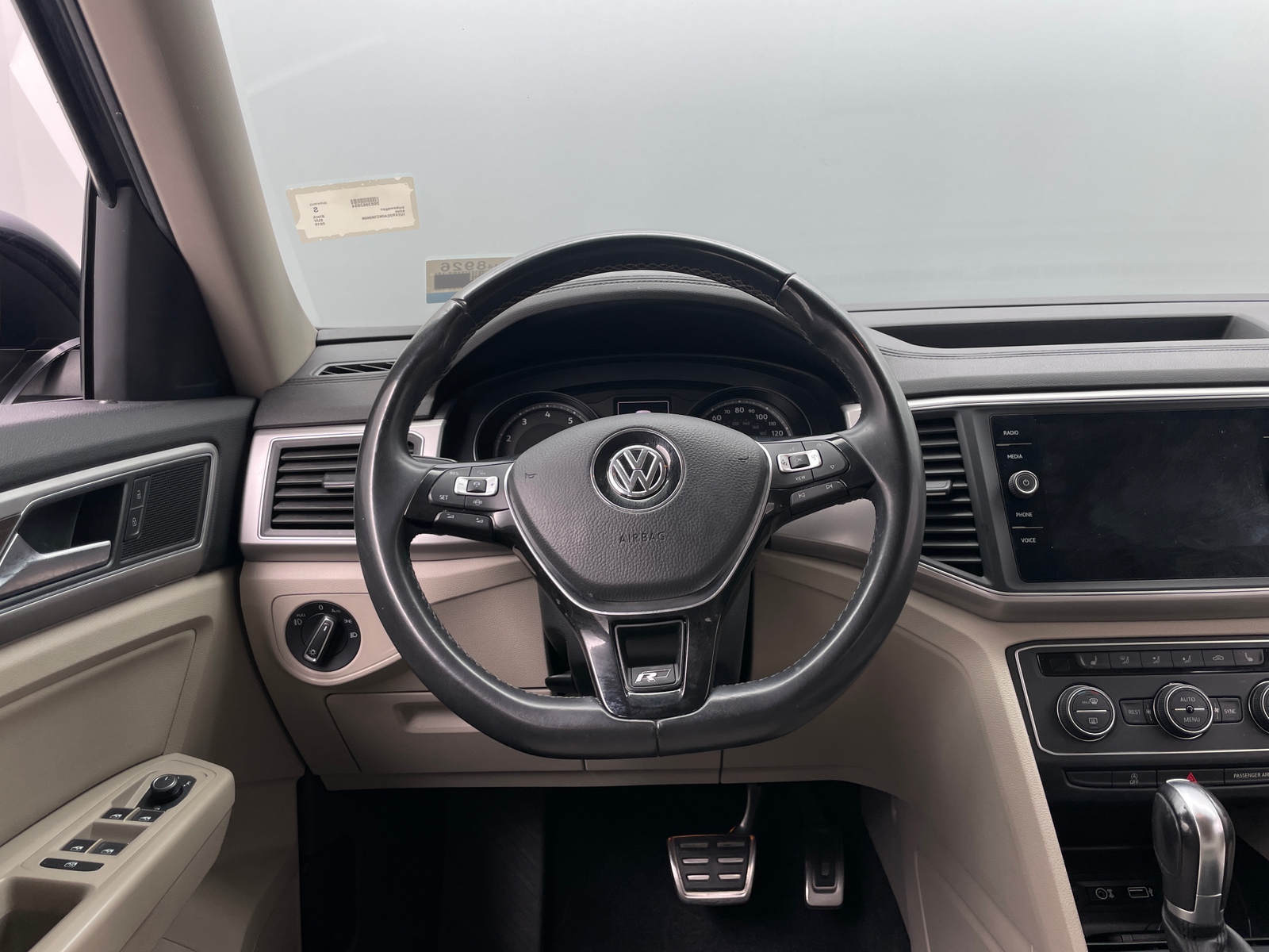 Thumbnail: 2019 Volkswagen Atlas - 4