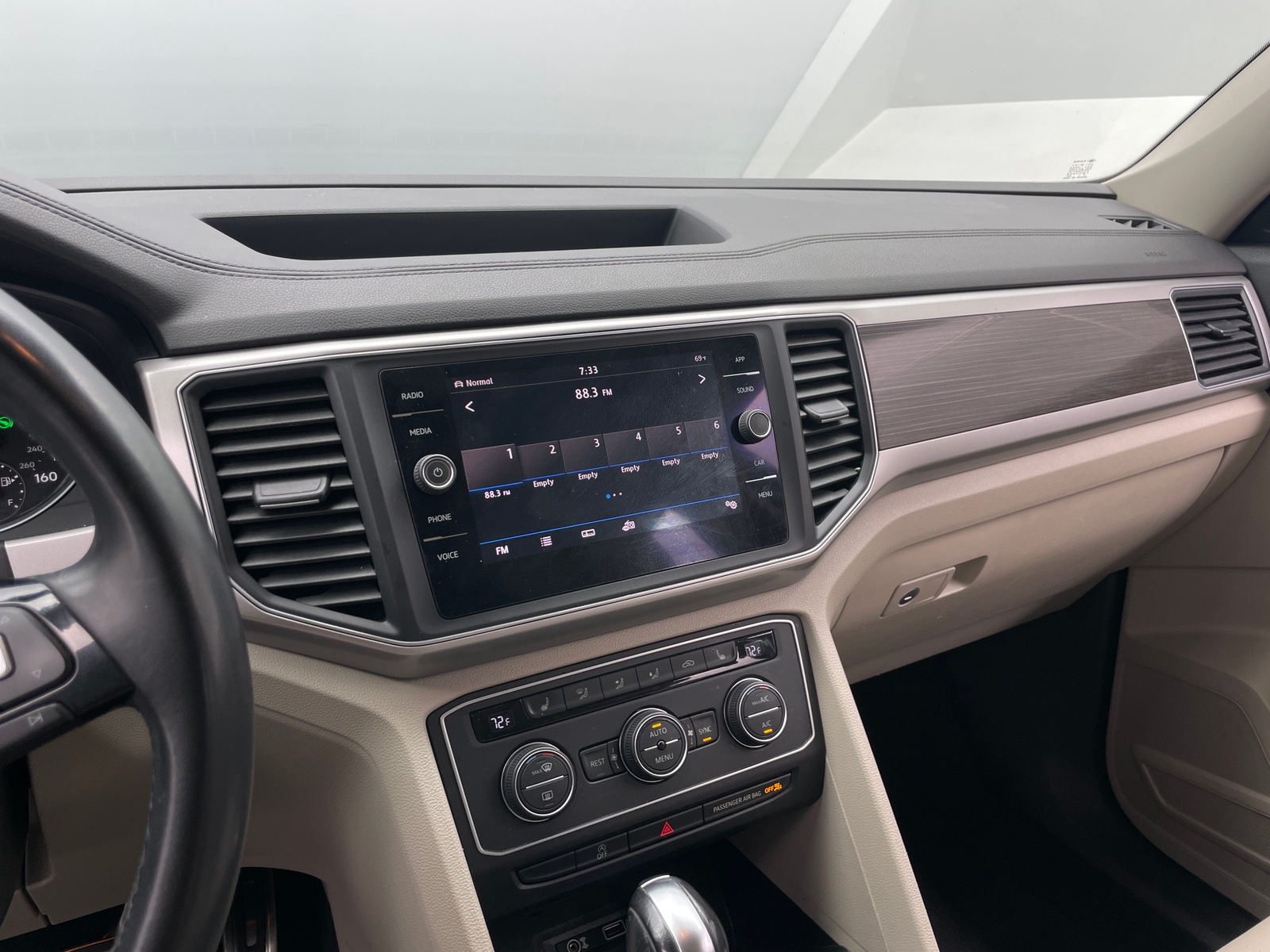 Thumbnail: 2019 Volkswagen Atlas - 3