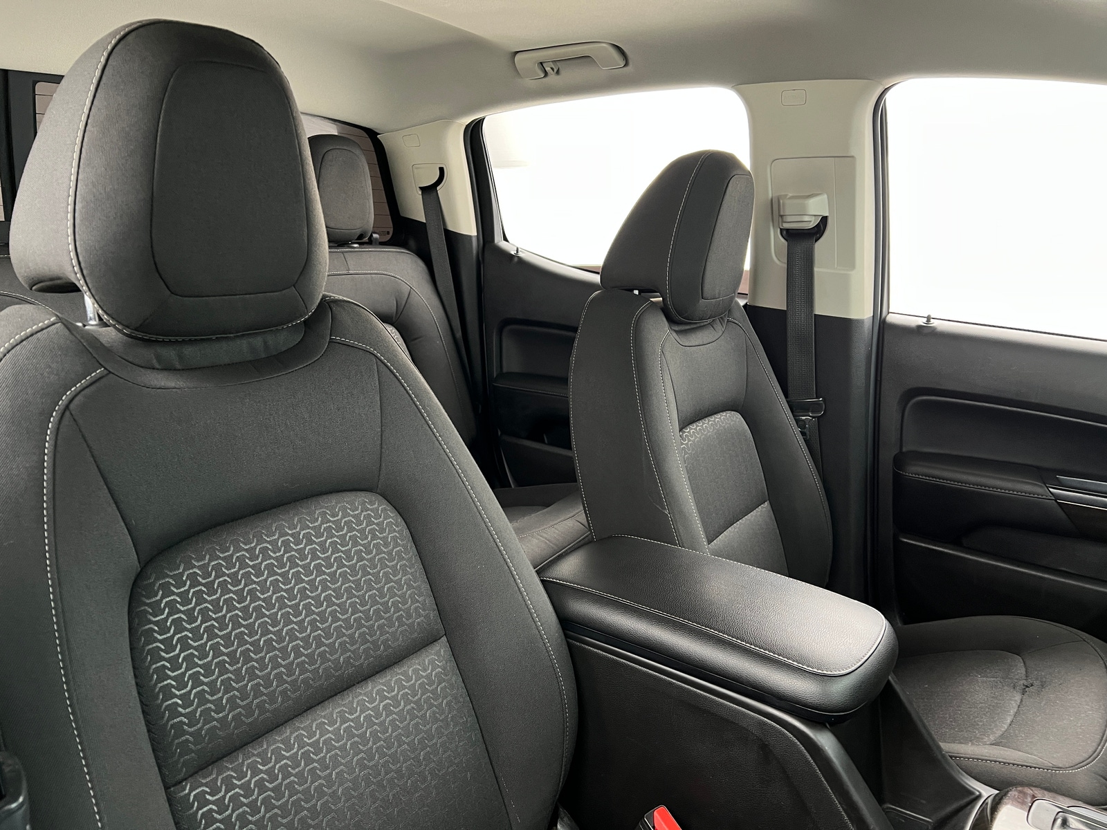 Thumbnail: 2016 GMC Canyon - 2
