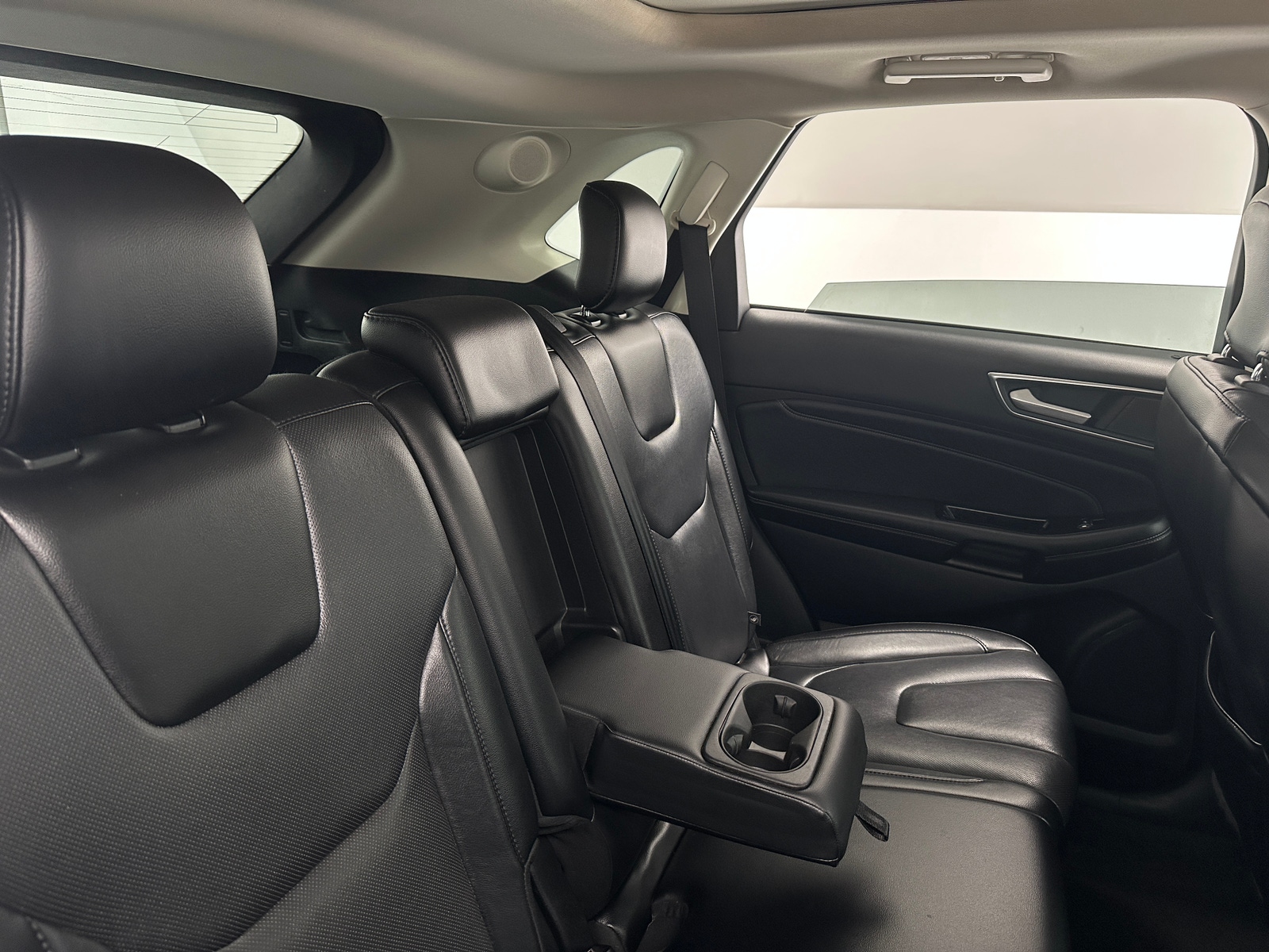 Thumbnail: 2019 Ford Edge - 5