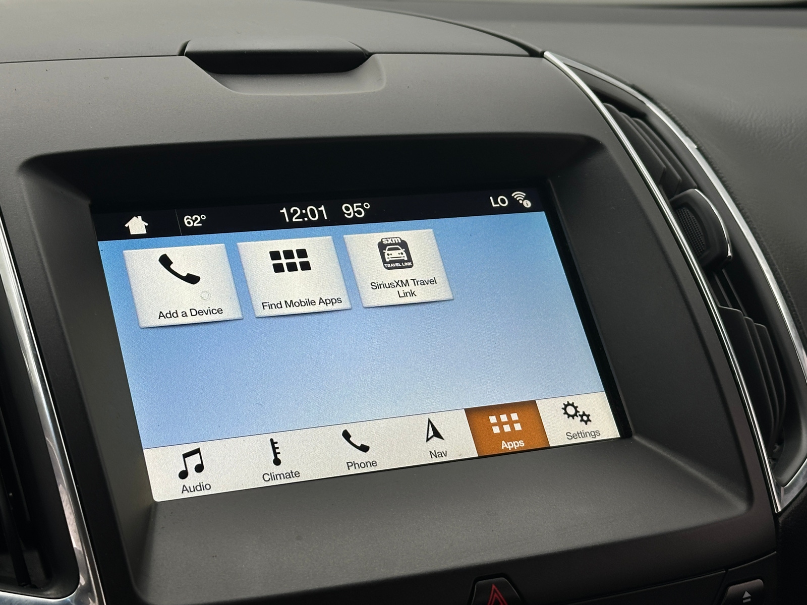 Thumbnail: 2019 Ford Edge - 3