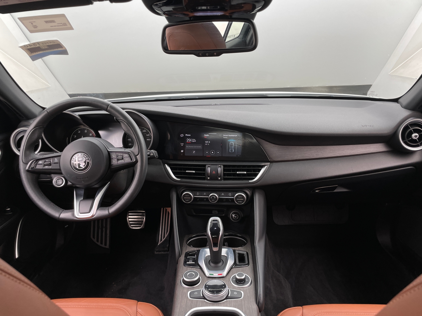 Thumbnail: 2022 Alfa Romeo Giulia - 2
