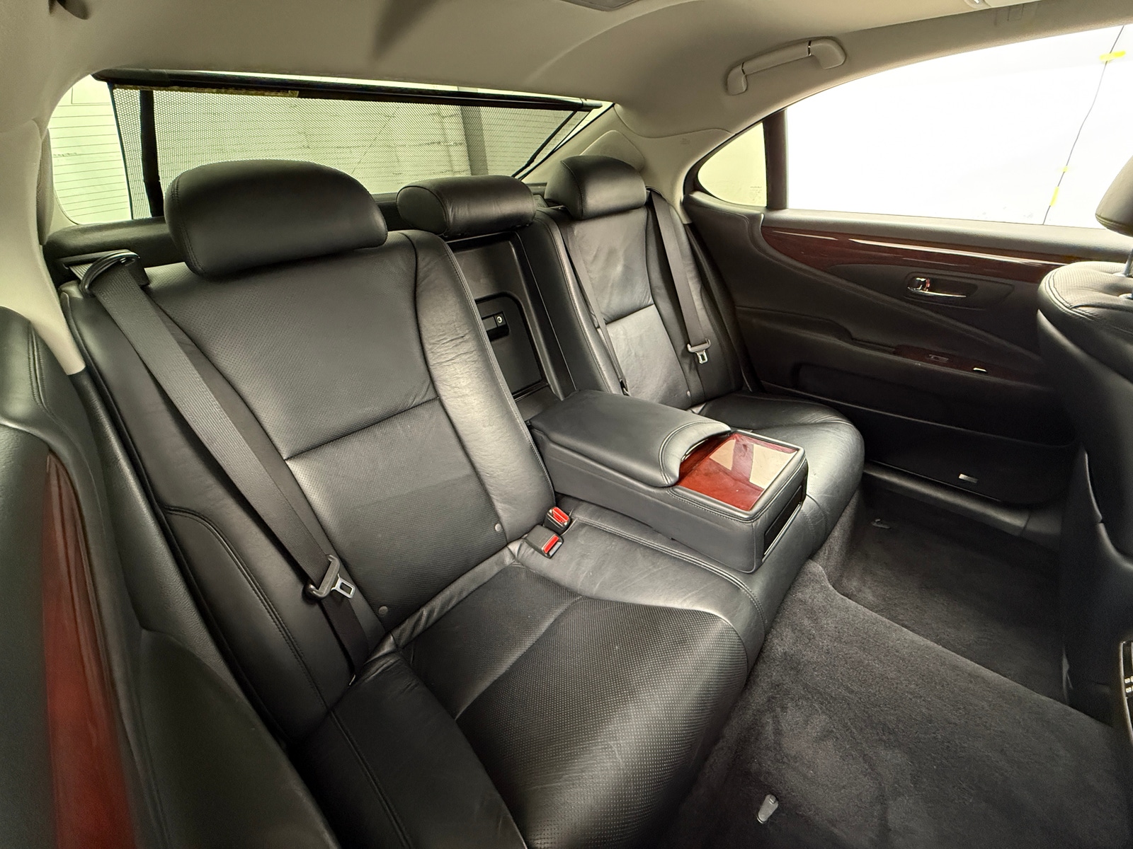 Thumbnail: 2010 Lexus LS - 5