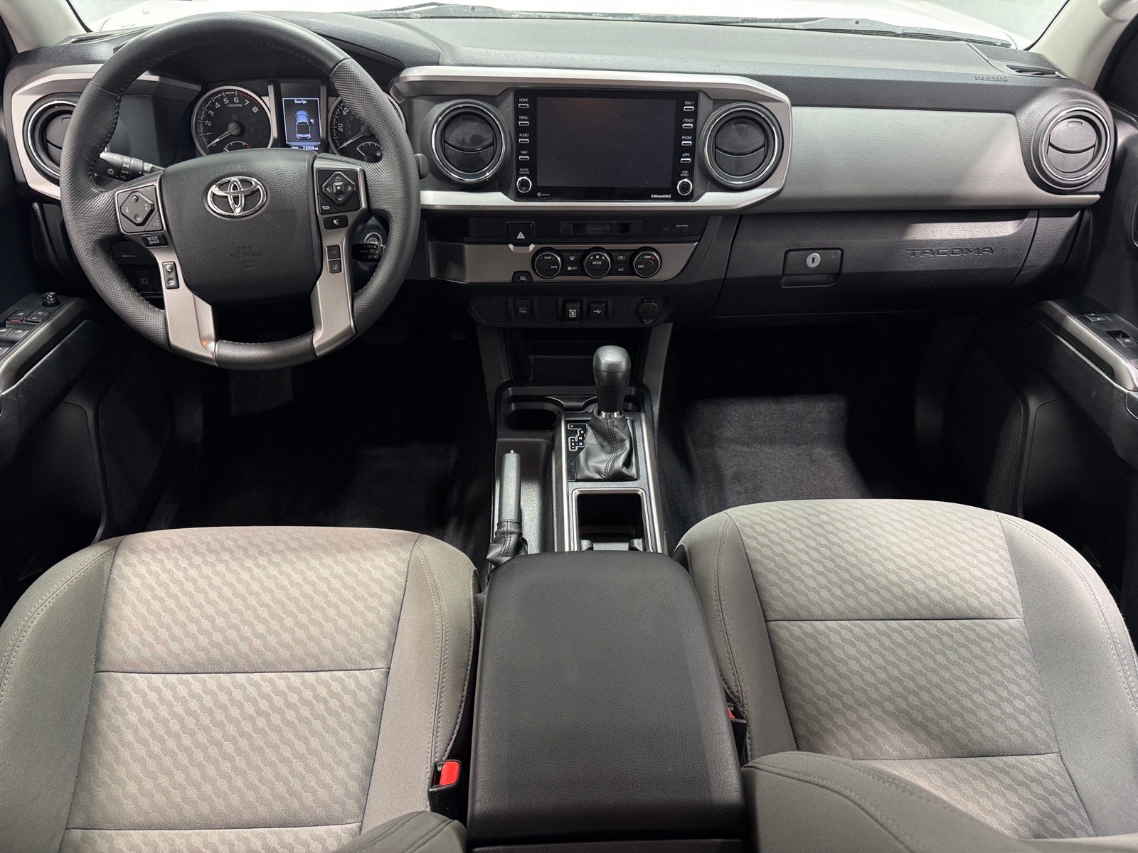 Thumbnail: 2022 Toyota Tacoma - 3
