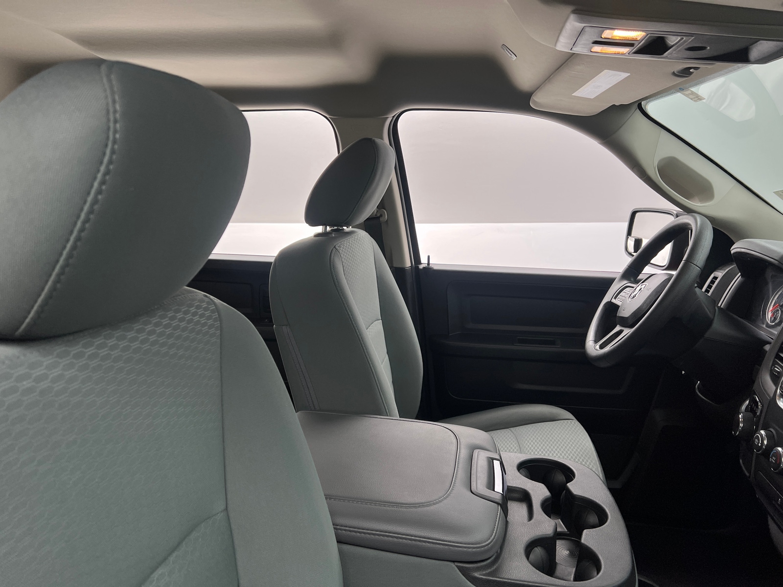 Thumbnail: 2019 RAM 1500 Classic - 2