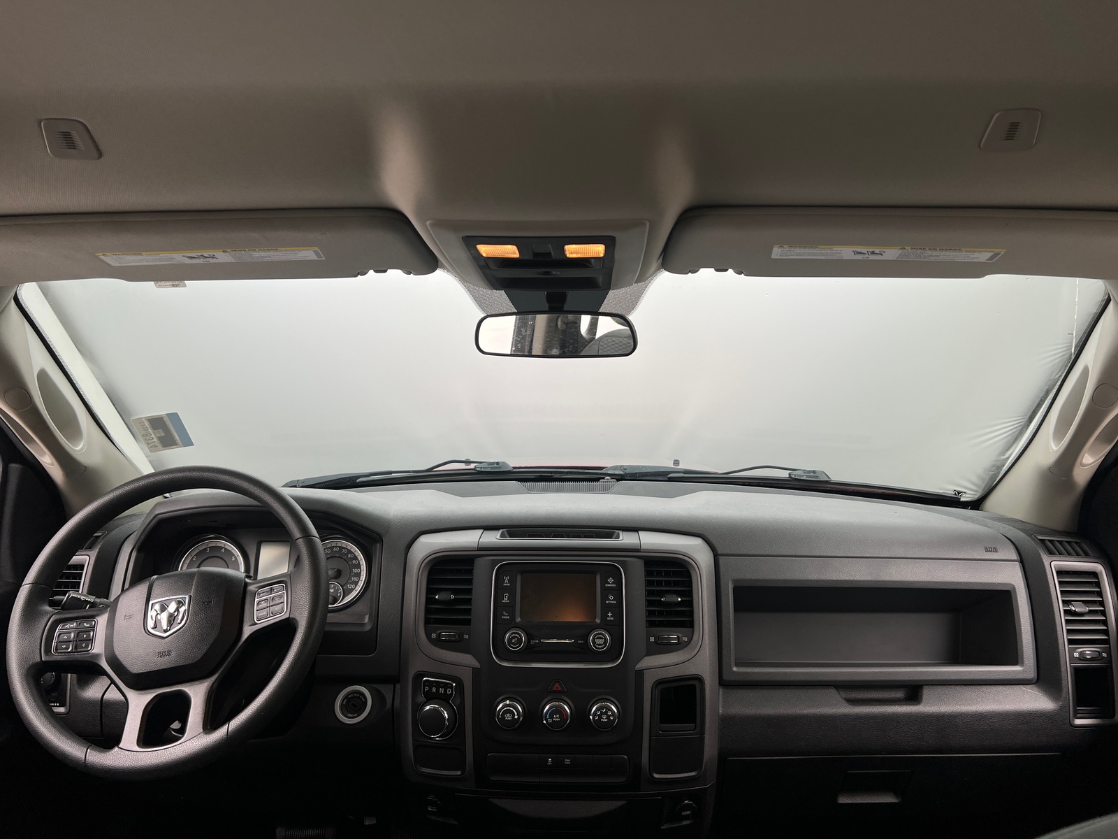 Thumbnail: 2019 RAM 1500 Classic - 3
