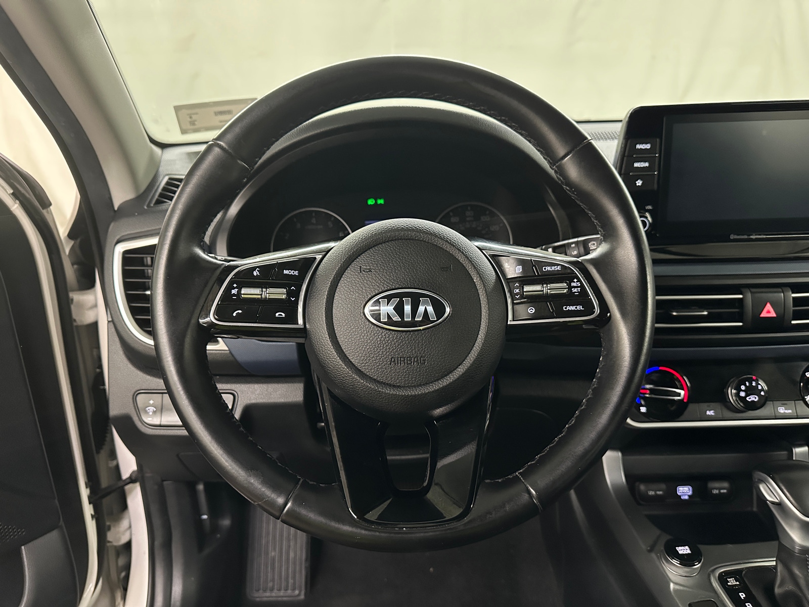 Thumbnail: 2021 Kia Seltos - 4