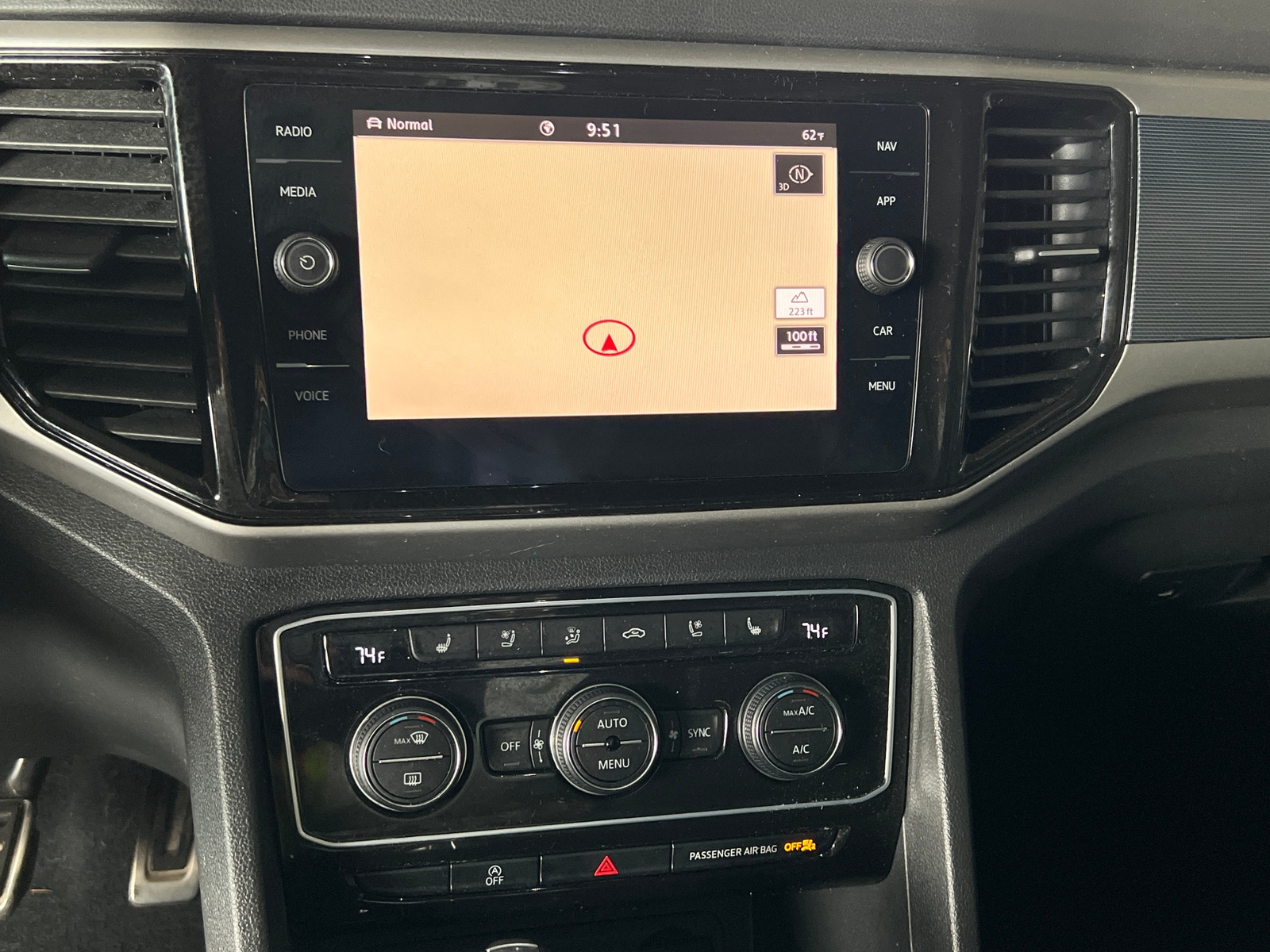 Thumbnail: 2020 Volkswagen Atlas - 3