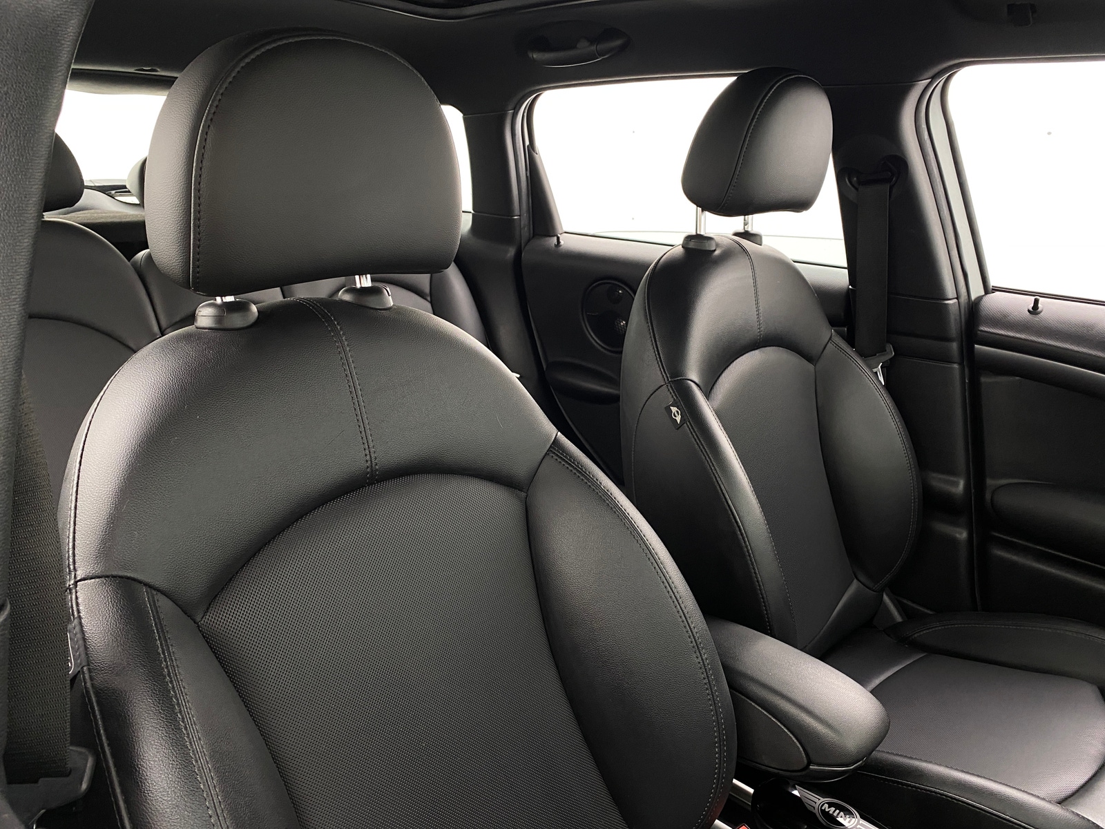 Thumbnail: 2012 MINI Cooper Countryman - 2