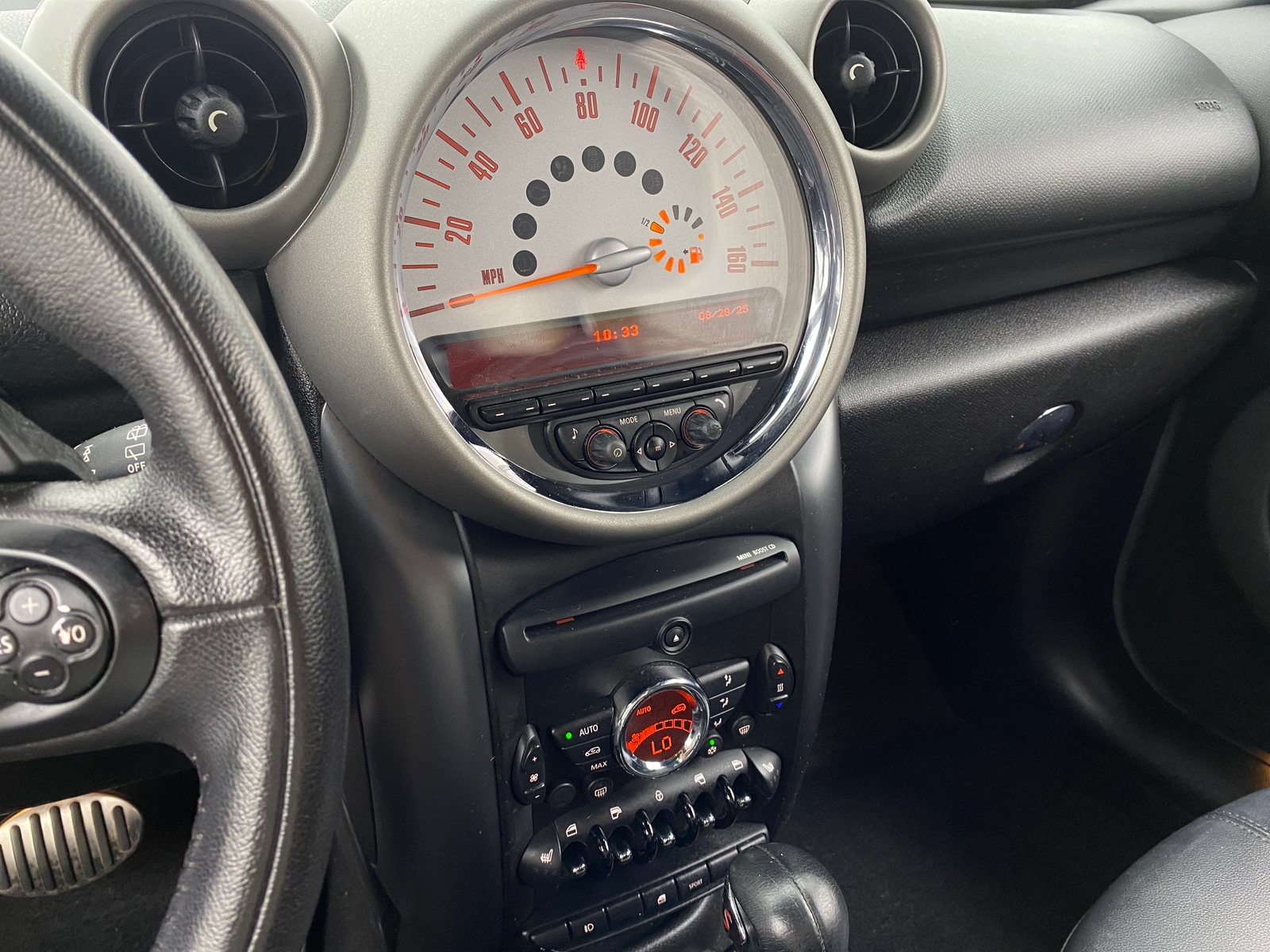 Thumbnail: 2012 MINI Cooper Countryman - 4