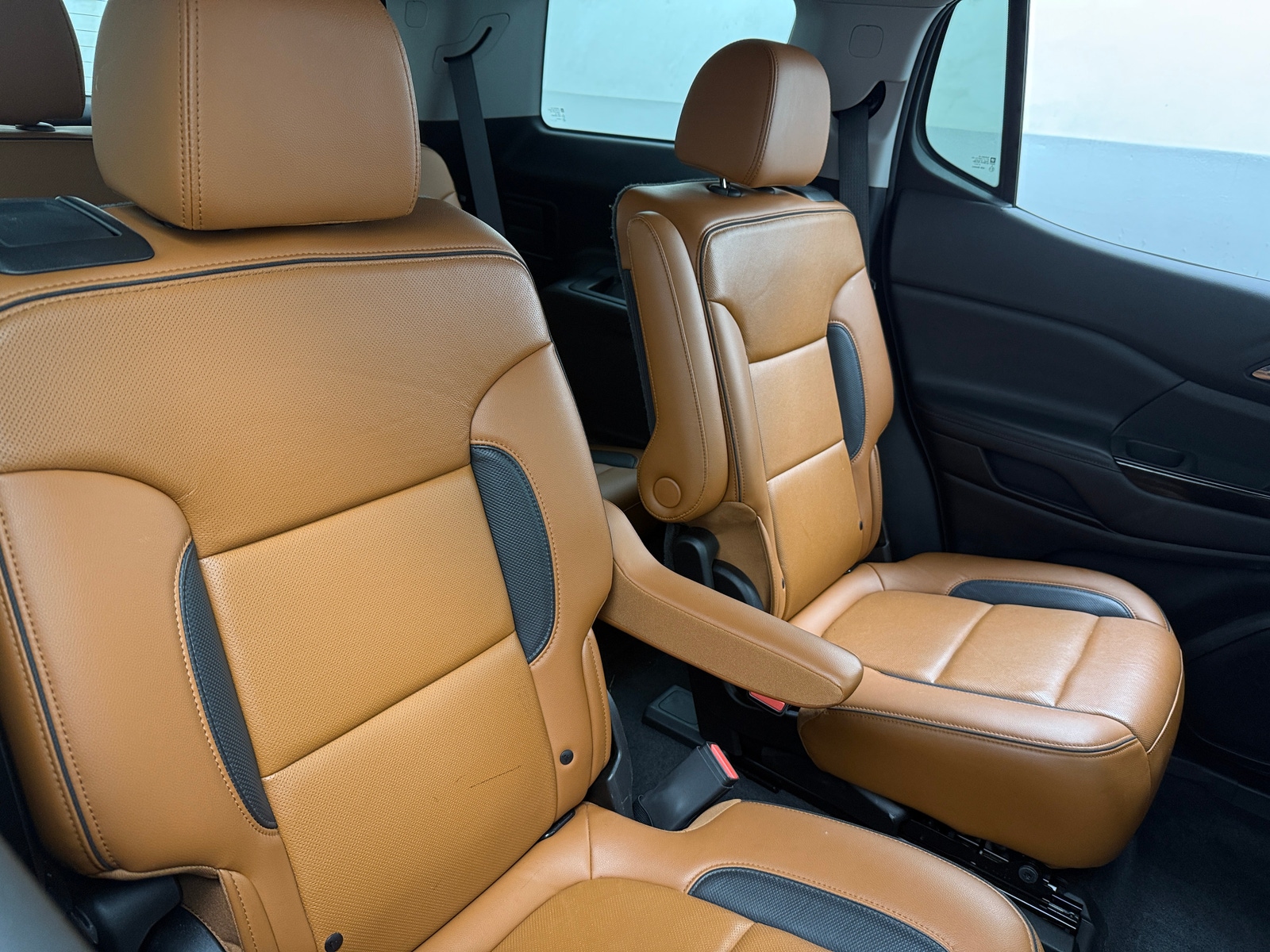 Thumbnail: 2020 GMC Acadia - 6
