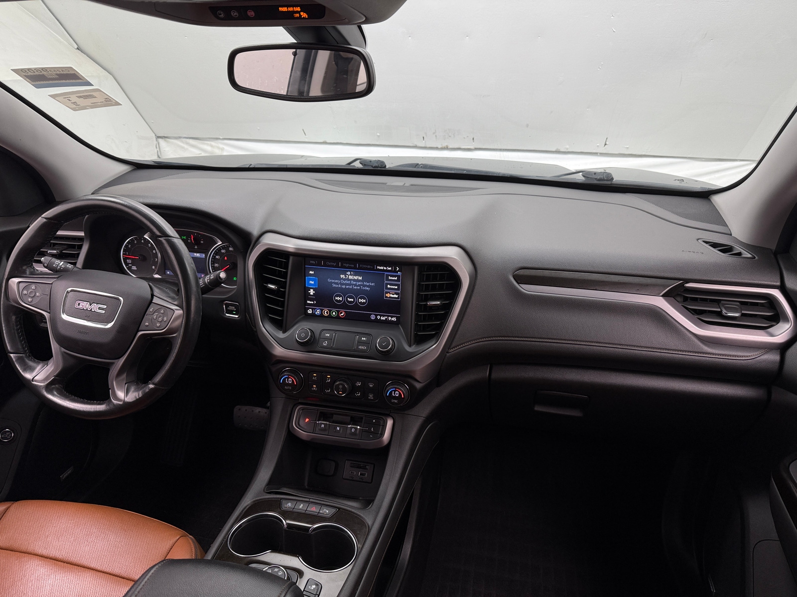 Thumbnail: 2020 GMC Acadia - 3