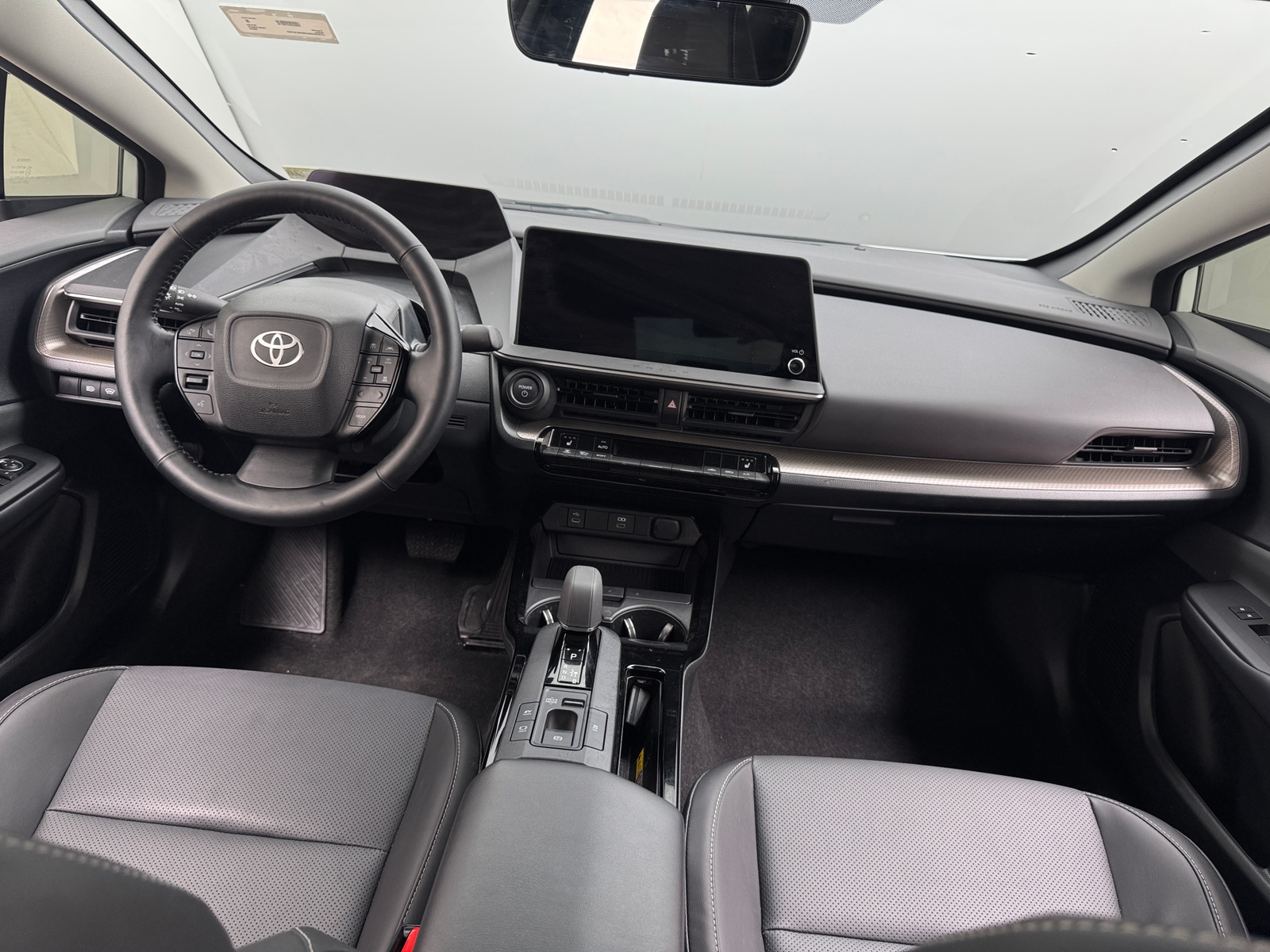 Thumbnail: 2024 Toyota Prius - 2