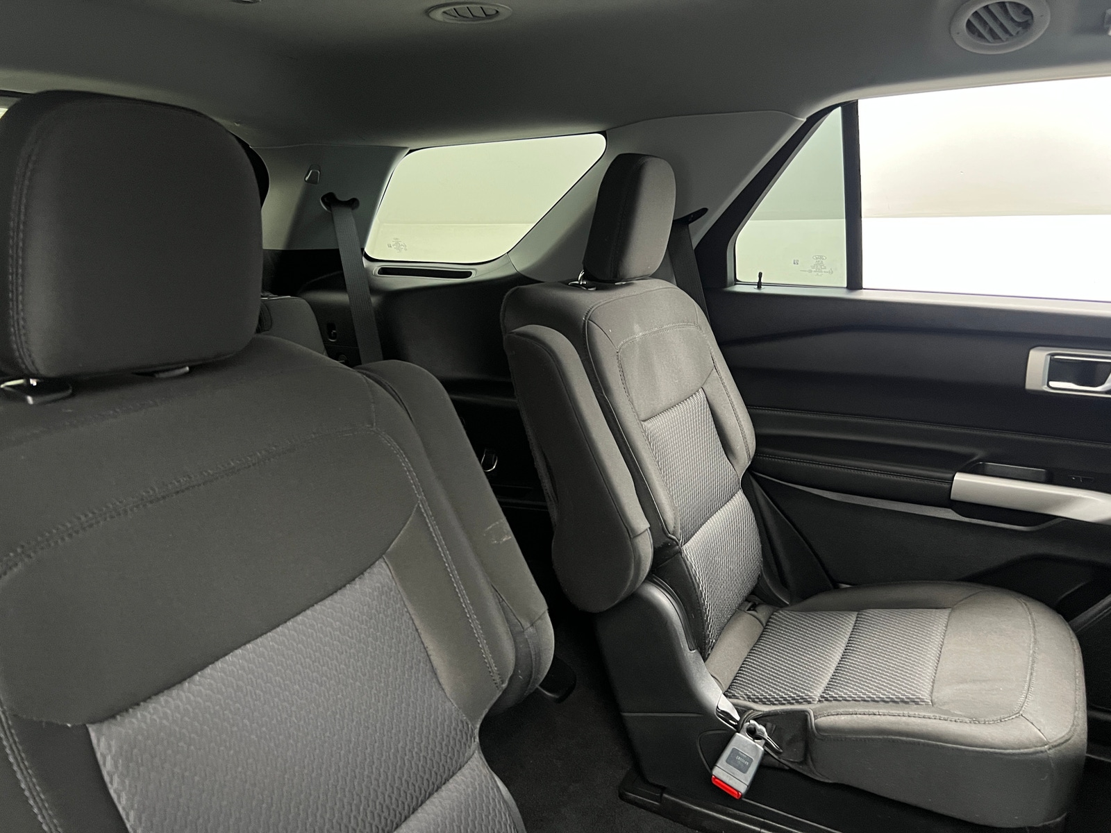 Thumbnail: 2022 Ford Explorer - 6