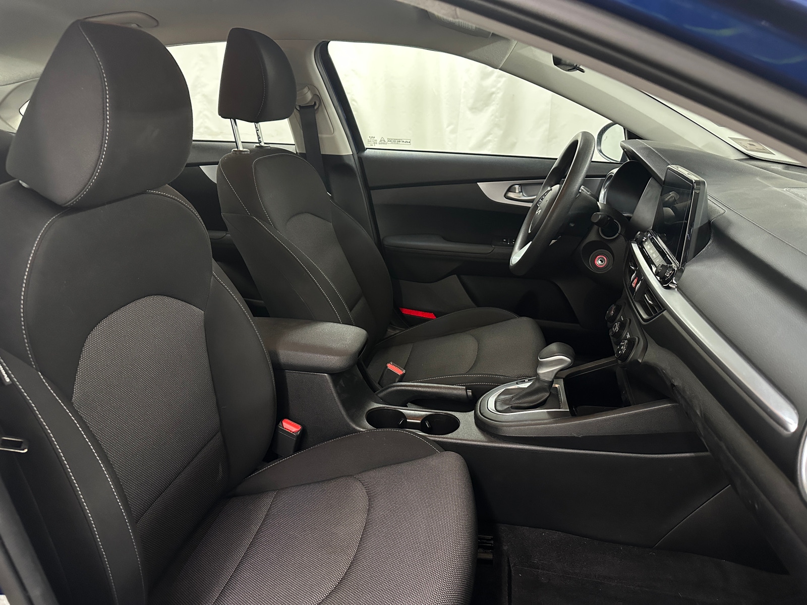 Thumbnail: 2022 Kia Forte - 2