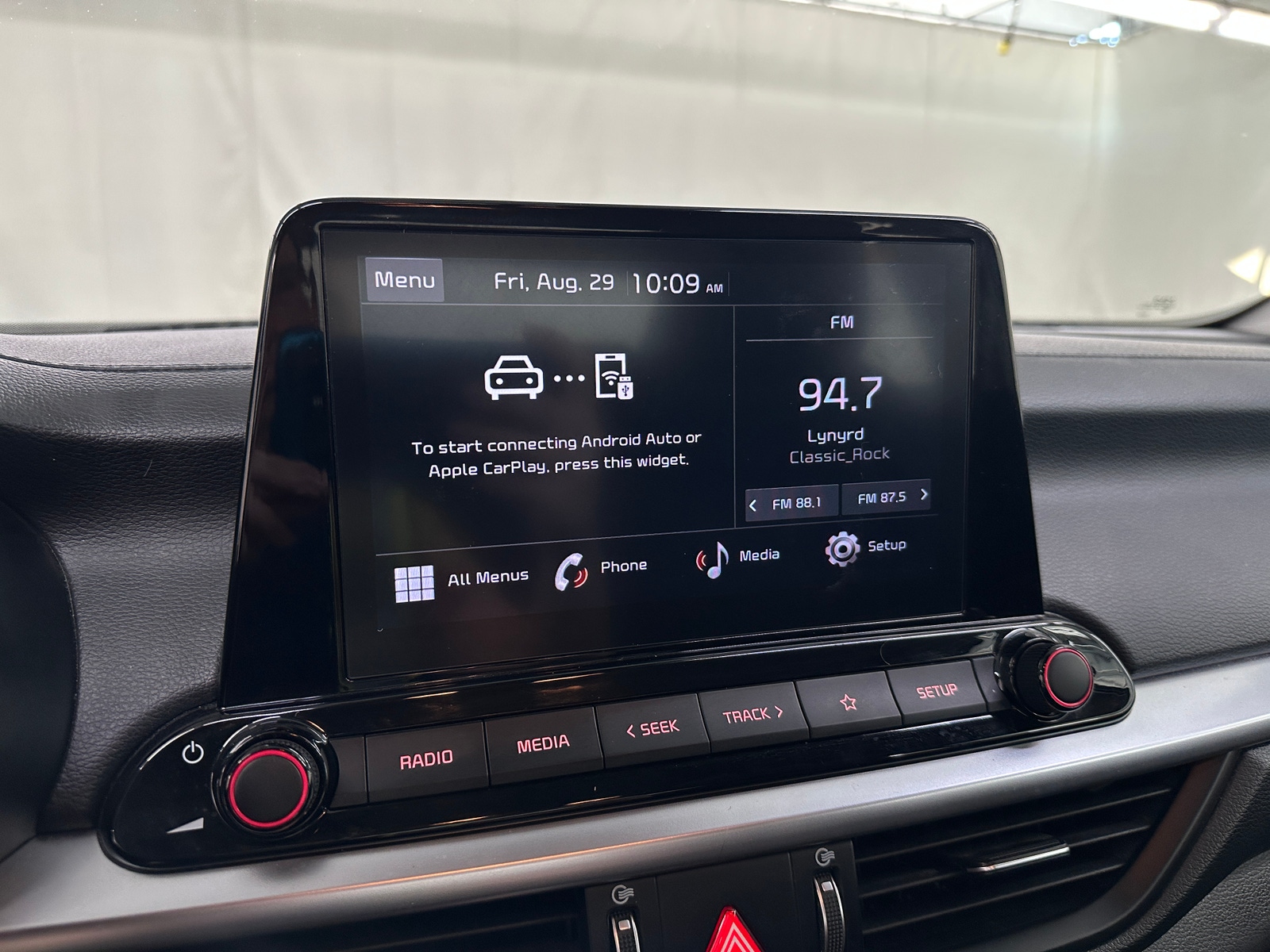 Thumbnail: 2022 Kia Forte - 4