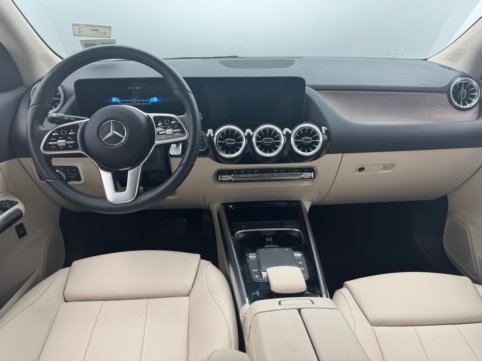Thumbnail: 2023 Mercedes-Benz GLA - 2