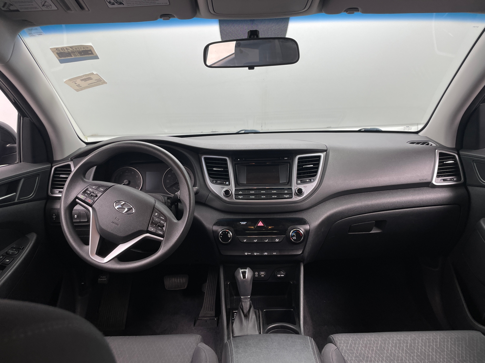 Thumbnail: 2017 Hyundai Tucson - 3
