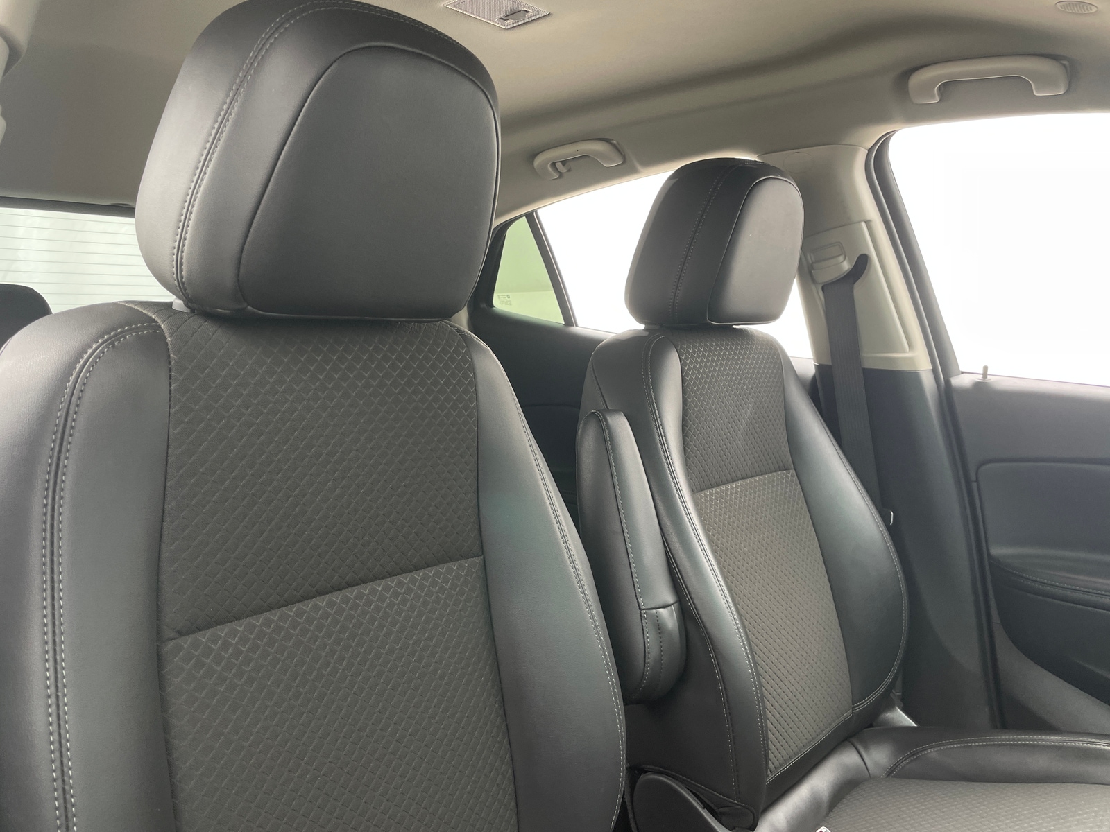 Thumbnail: 2021 Buick Encore - 2