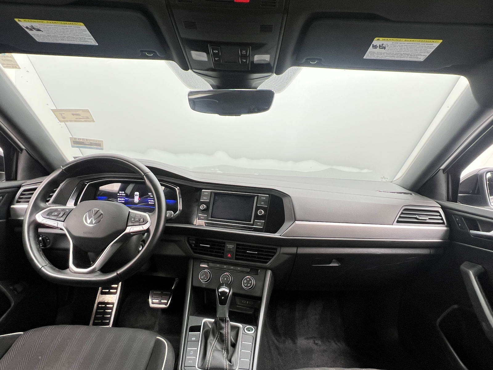 Thumbnail: 2023 Volkswagen Jetta - 3