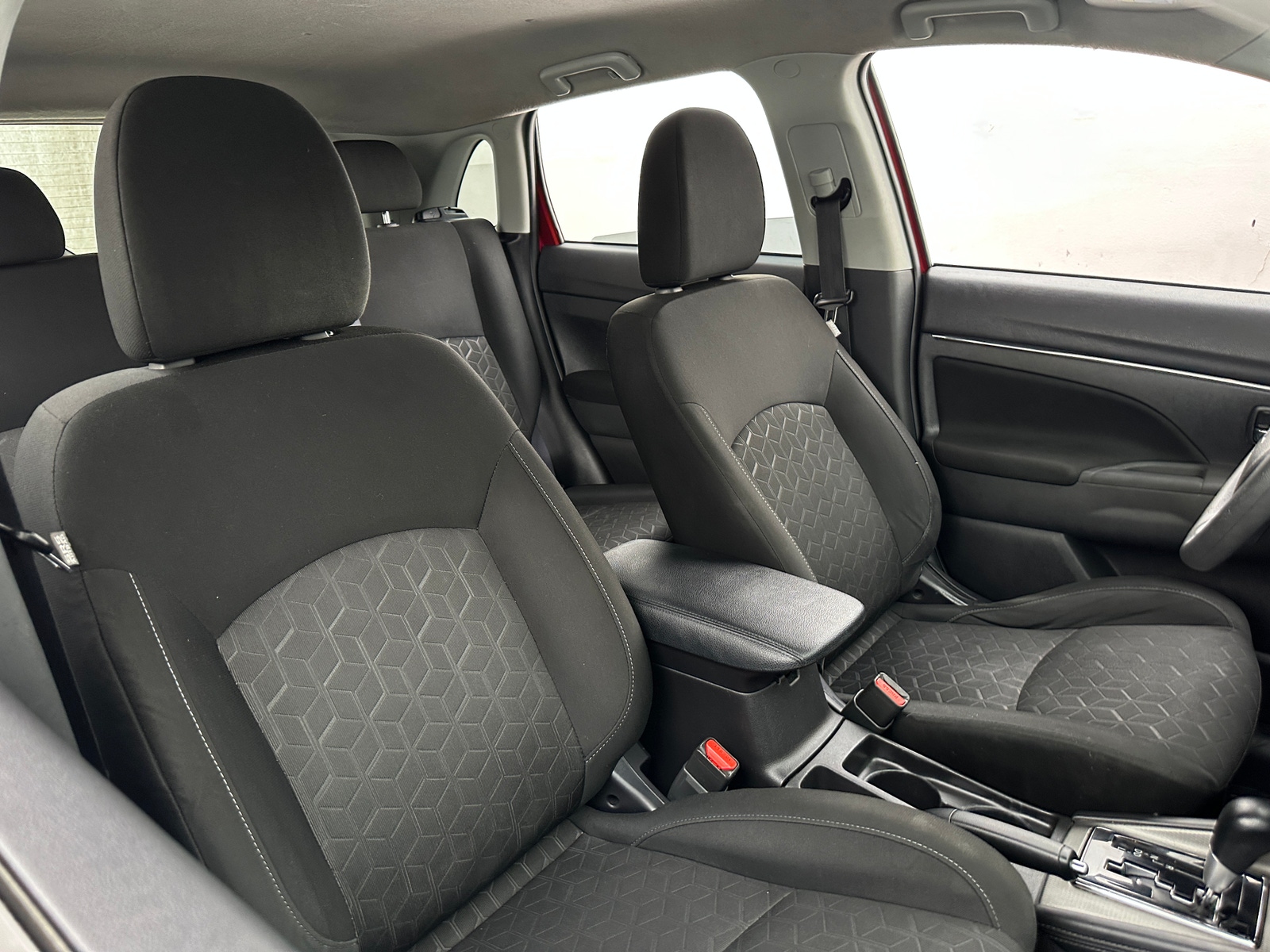 Thumbnail: 2021 Mitsubishi Outlander Sport - 2