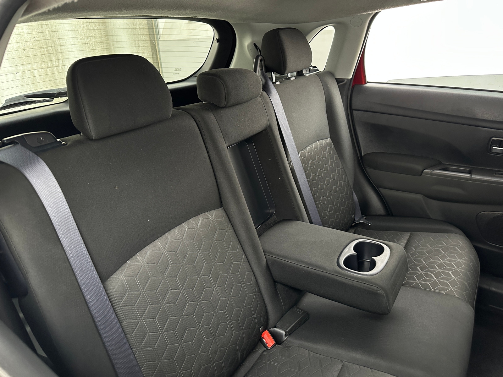 Thumbnail: 2021 Mitsubishi Outlander Sport - 6