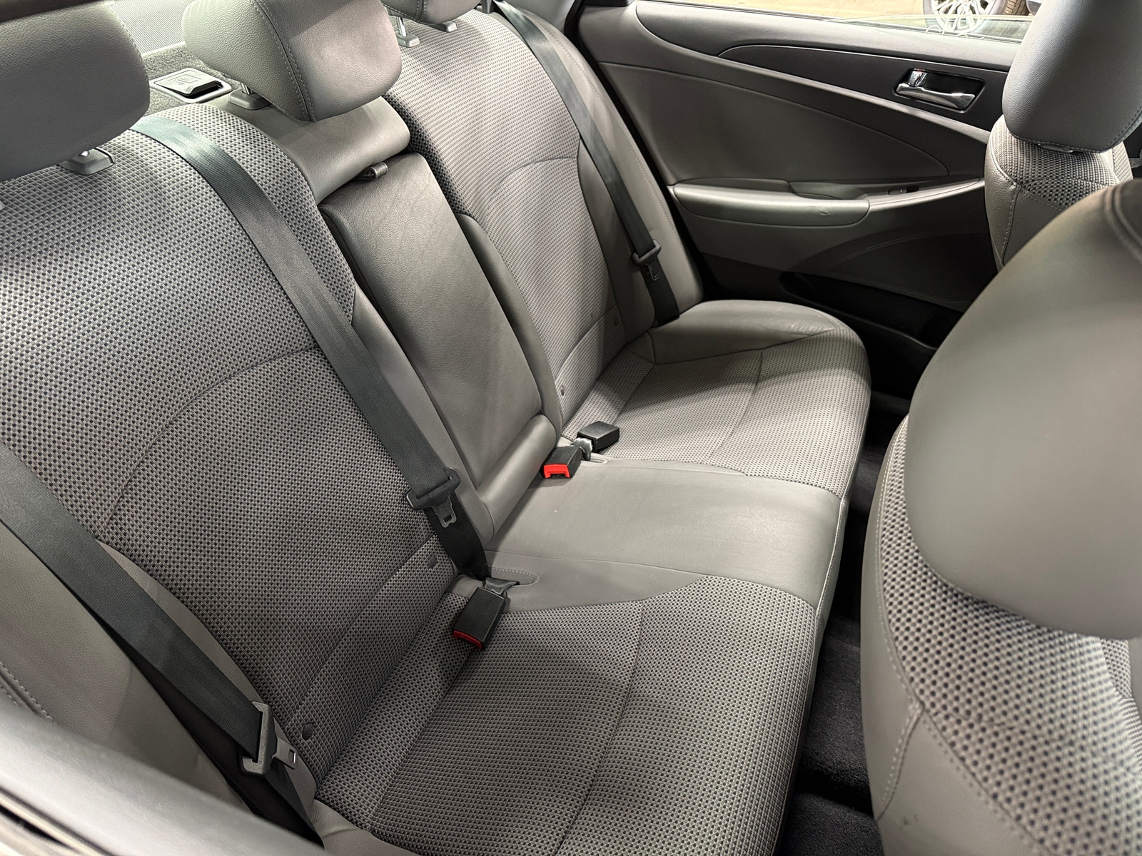 Thumbnail: 2012 Hyundai Sonata - 6