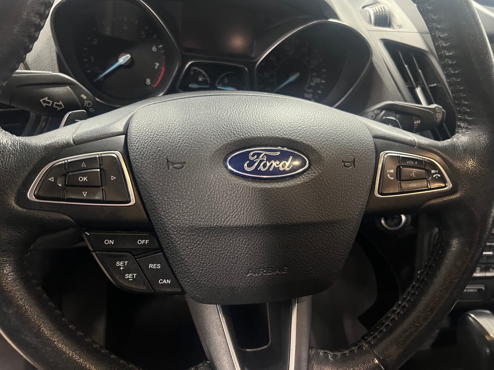 Thumbnail: 2017 Ford Escape - 4